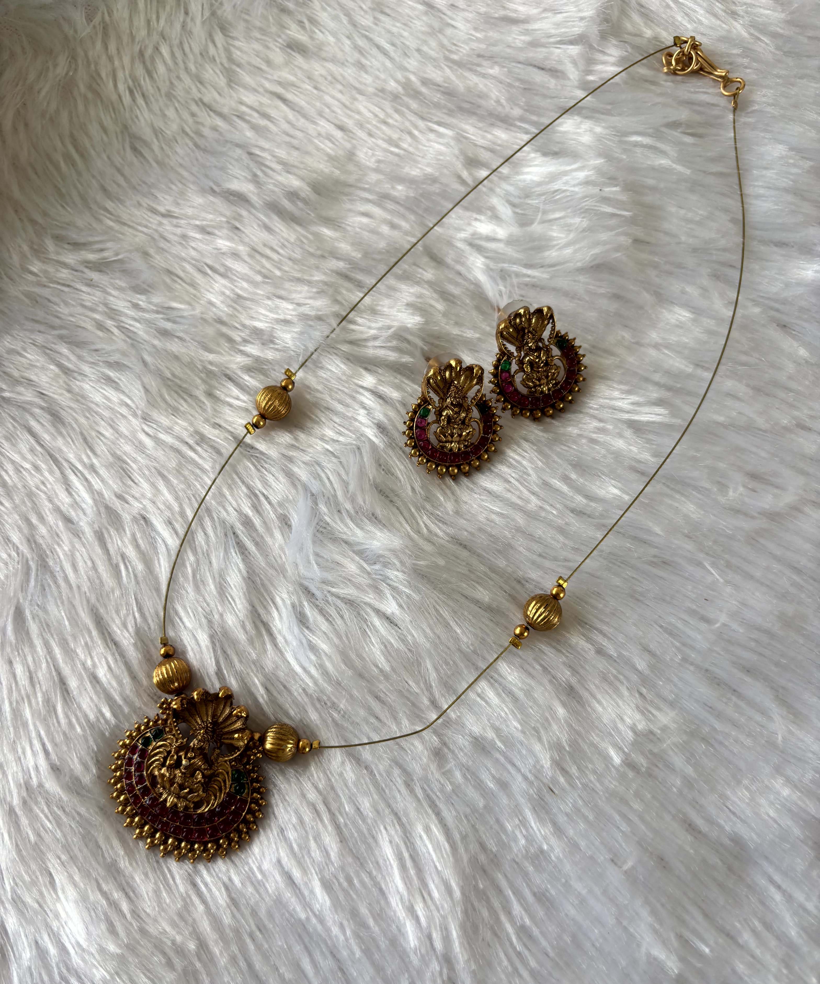 Invisible Chain - Antique Lakshmi Imitation Temple Jewellery Set with Green and Pink Stone -JIN003