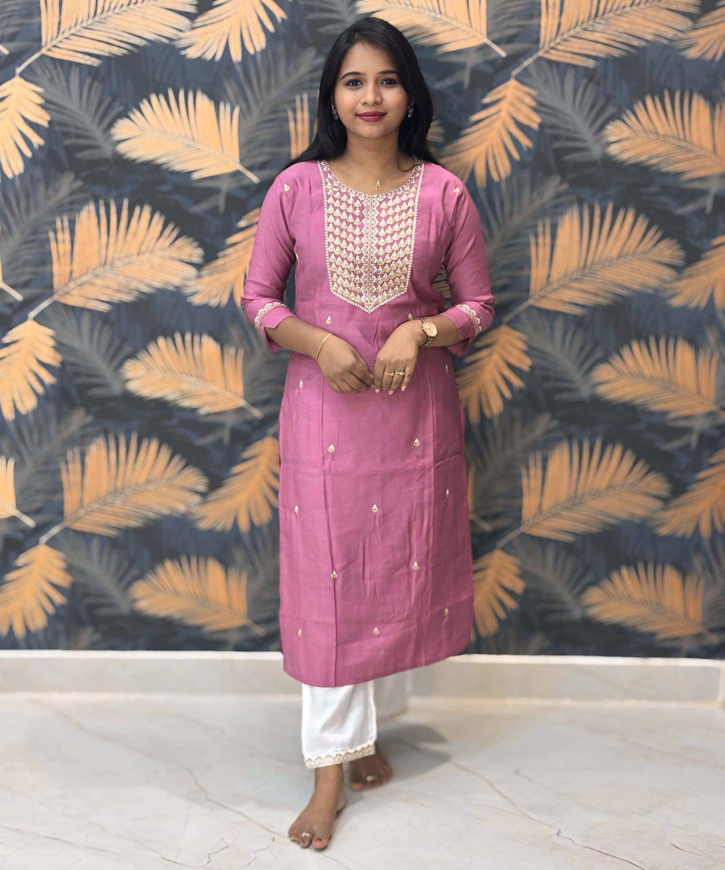 Lite Pink and White Color Premium 3 Piece Salwar Set / ESS333