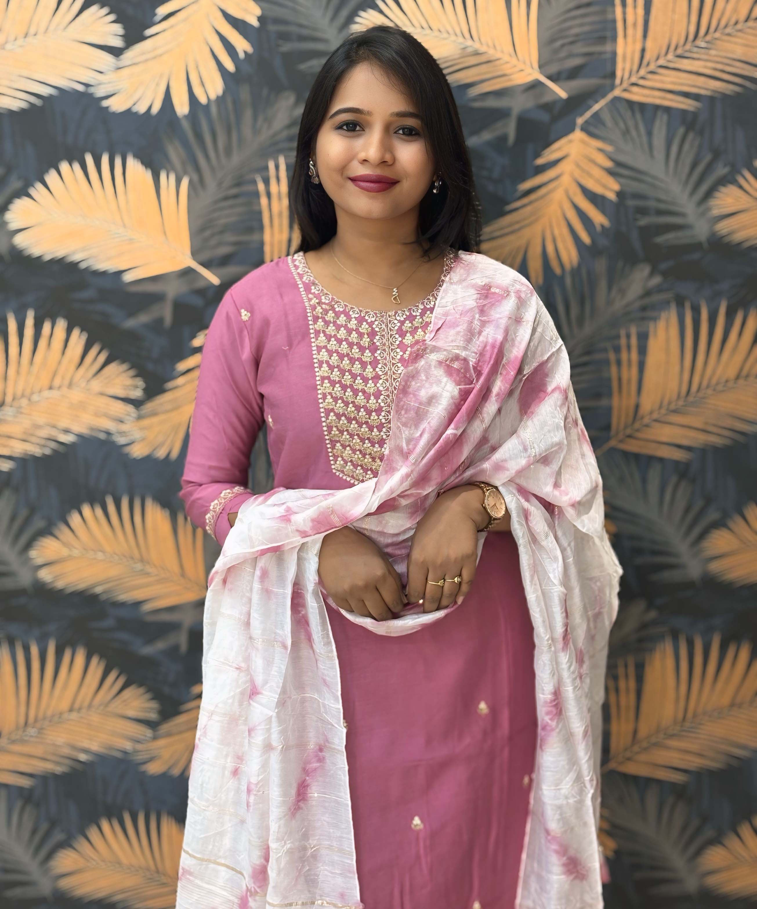 Lite Pink and White Color Premium 3 Piece Salwar Set / ESS333