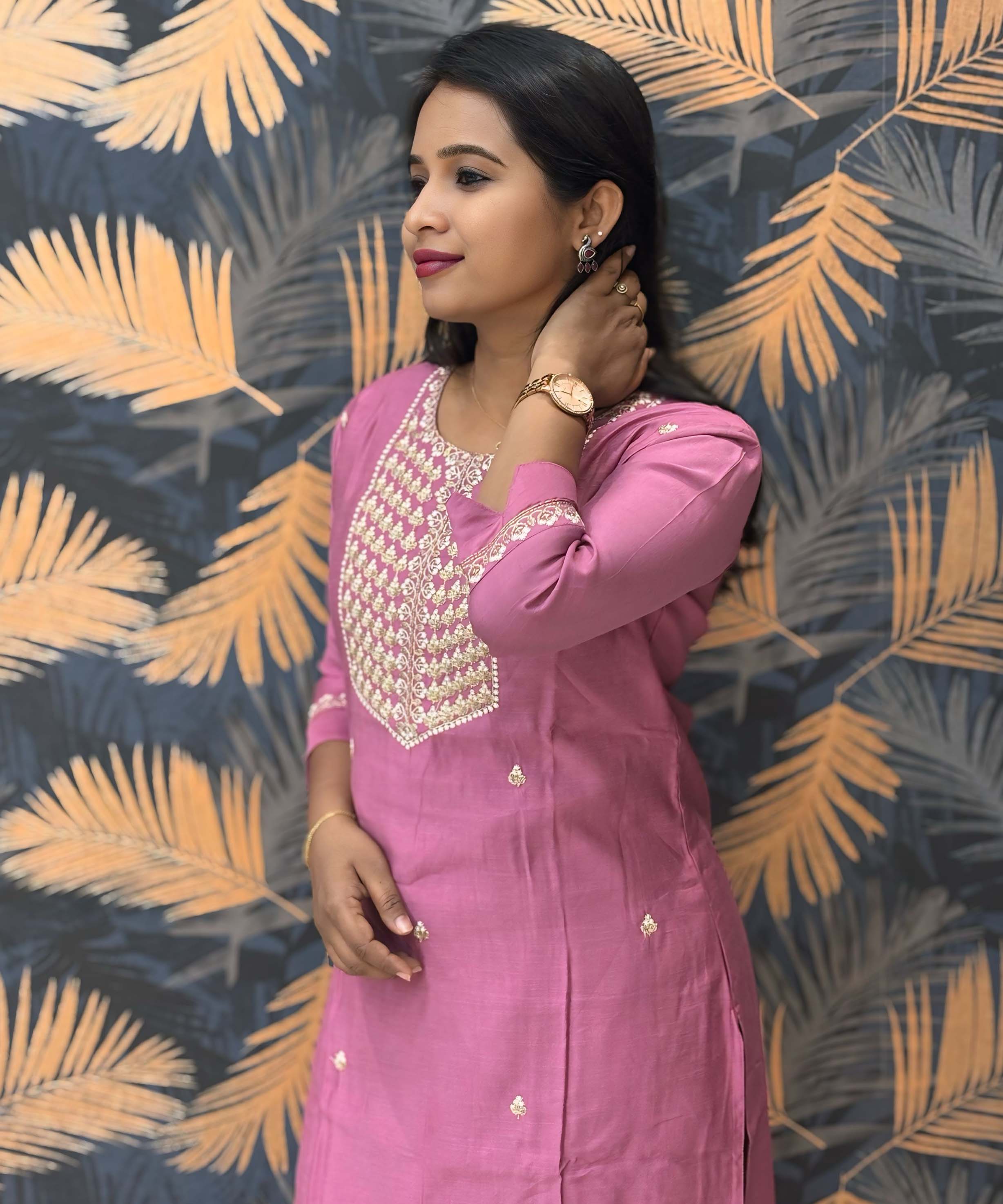 Lite Pink and White Color Premium 3 Piece Salwar Set / ESS333