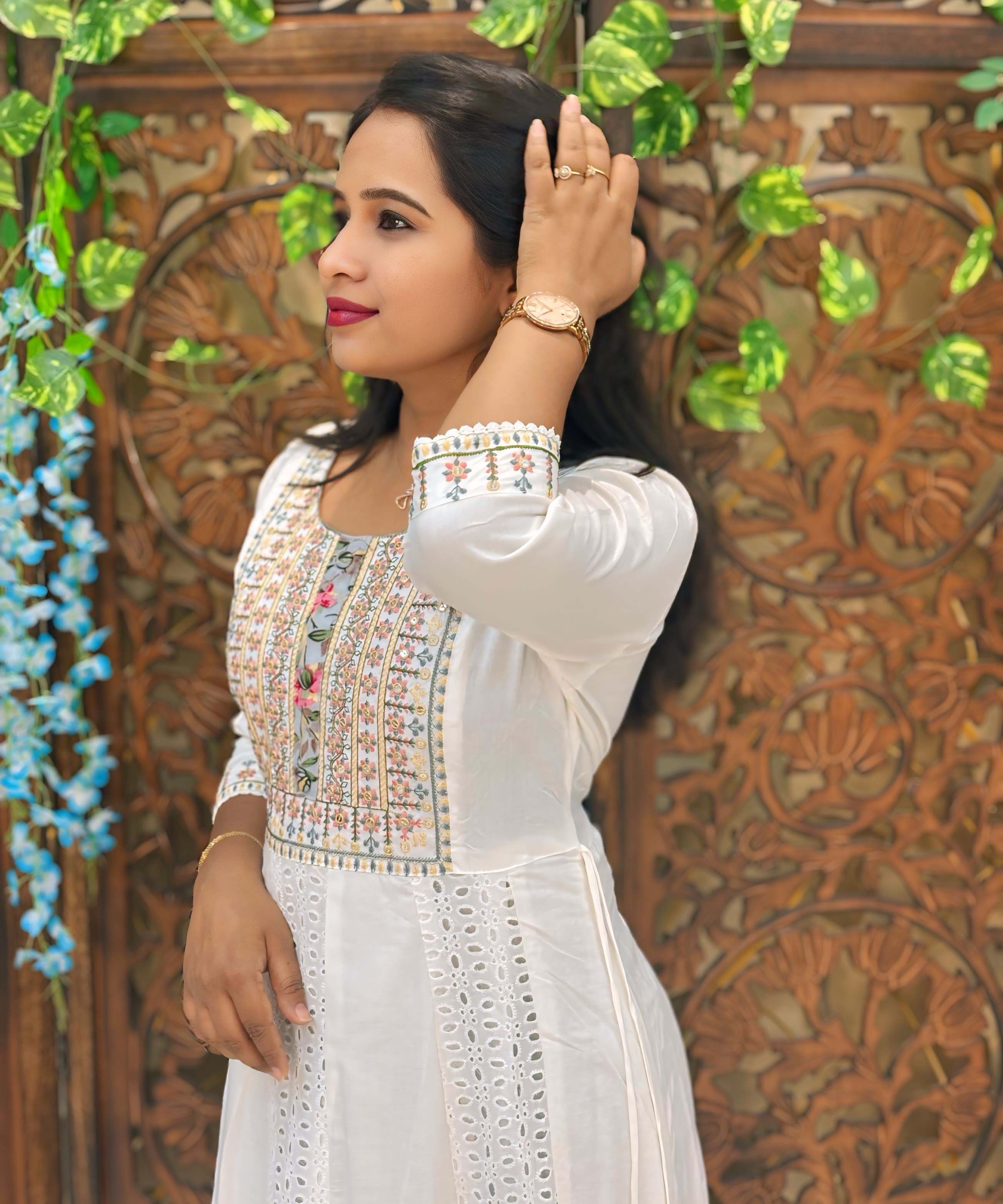 Green and White Premium Anarkali Kurti / ESS338