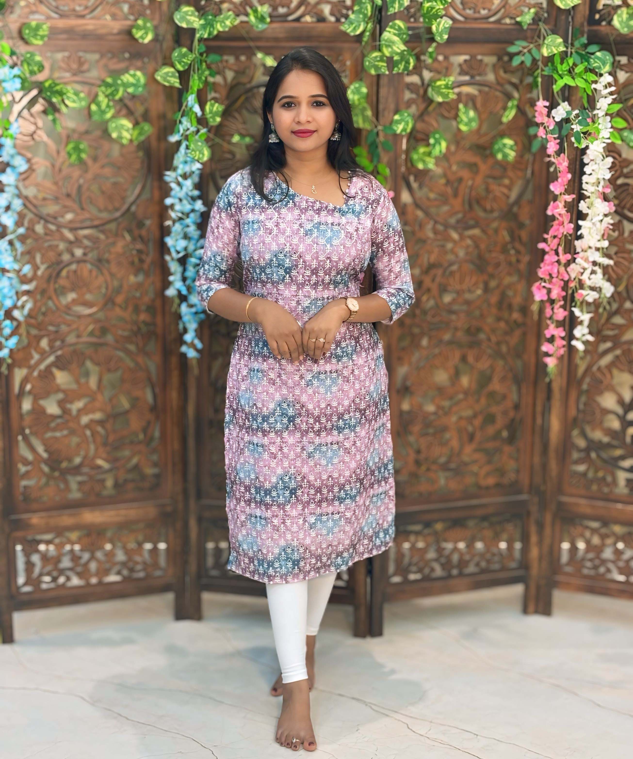 Lavender and indigo Blue Color Potli Pattern Premium Batik Printed Mul Cotton Kurti and Dupatta / LSS182