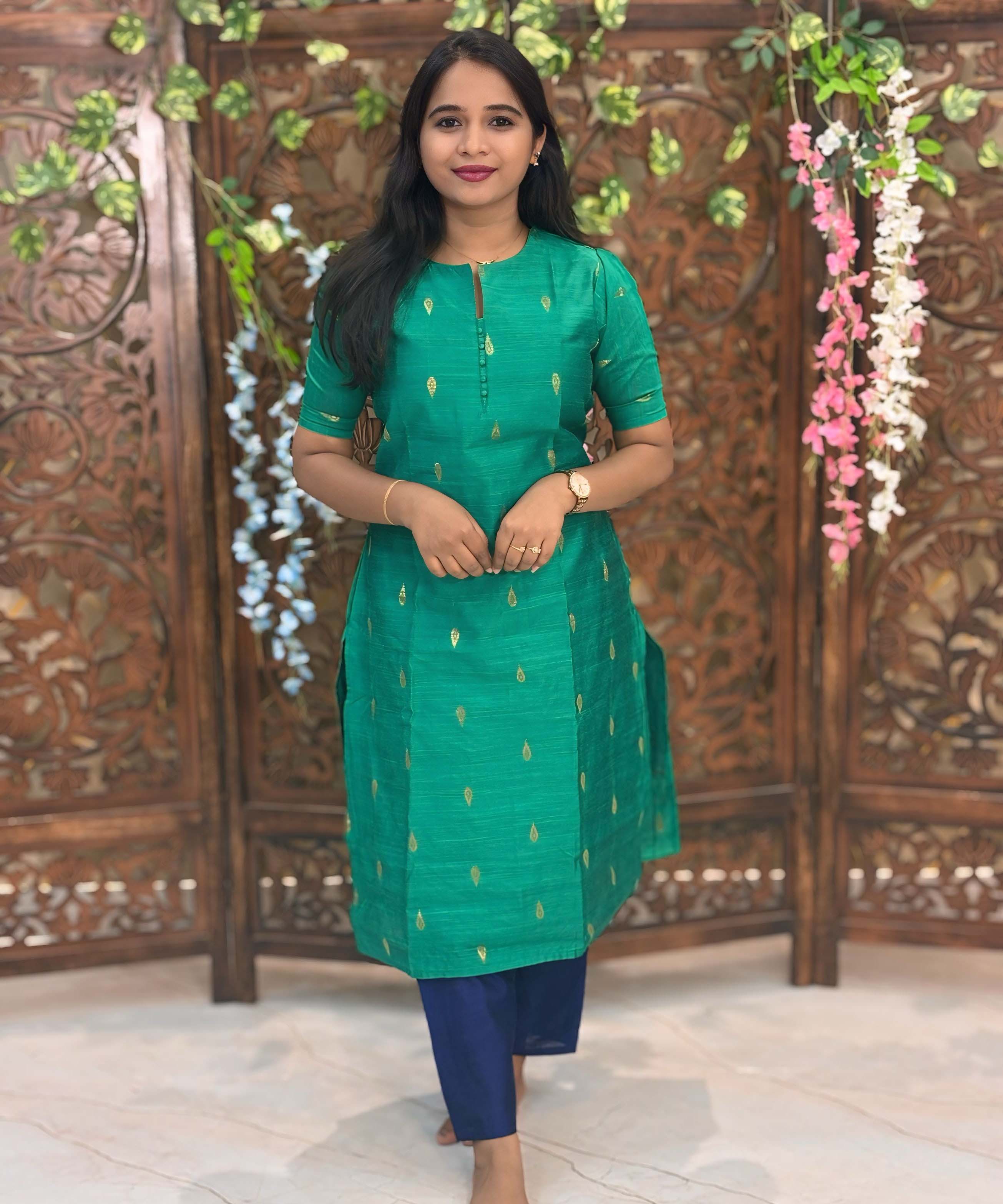 Green and Navy Blue Color Round Neck Premium Raw Silk 3 Piece Salwar Set with Thilagam Zari Butta & Lining / LSS194