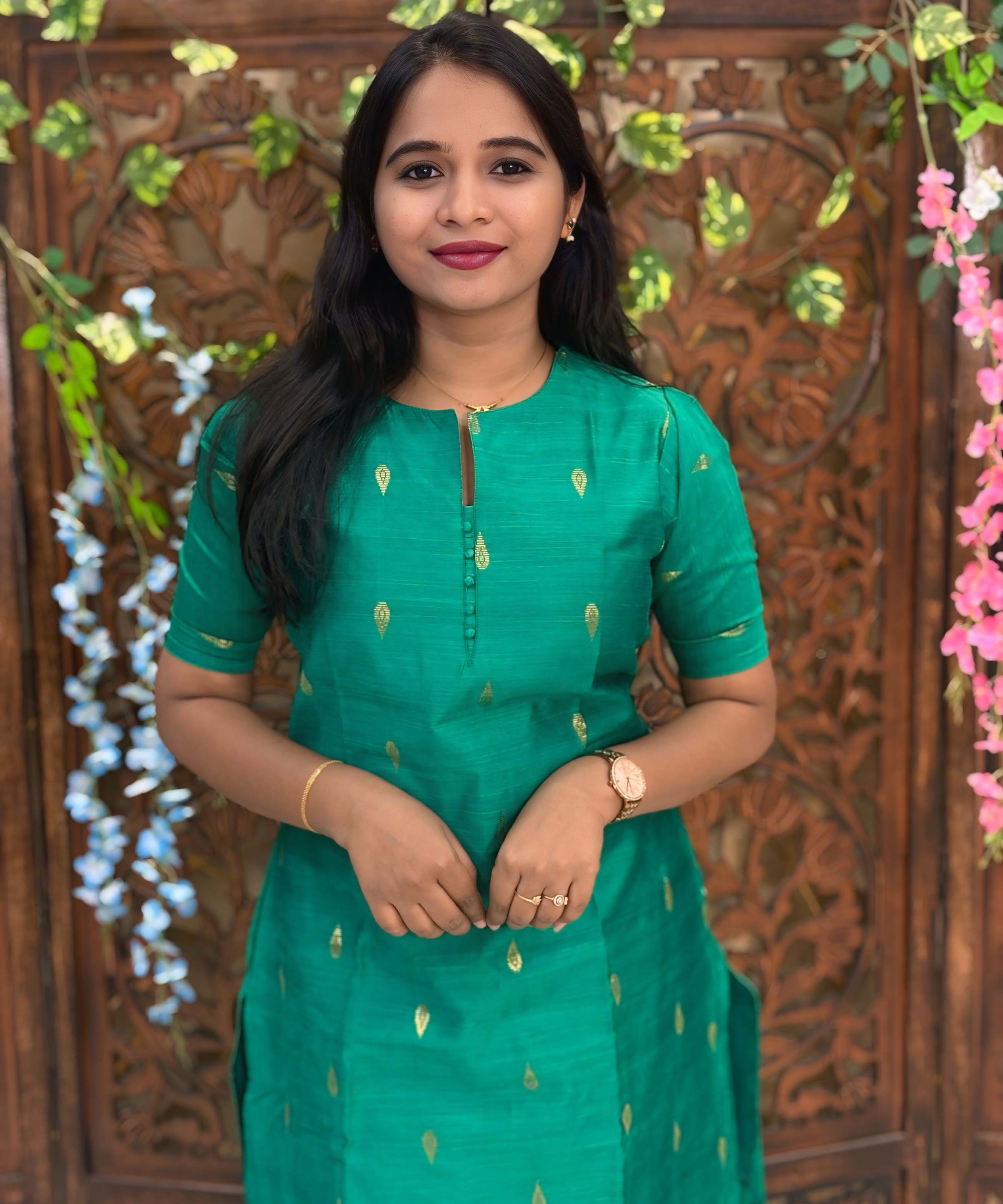 Green and Navy Blue Color Round Neck Premium Raw Silk 3 Piece Salwar Set with Thilagam Zari Butta & Lining / LSS194