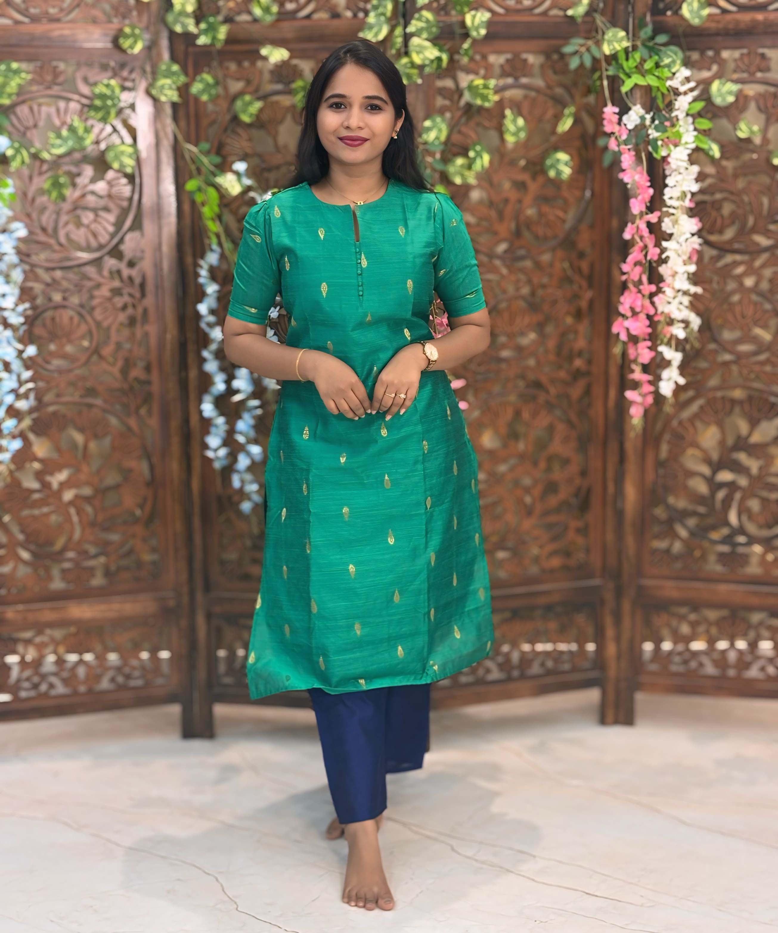 Green and Navy Blue Color Round Neck Premium Raw Silk 3 Piece Salwar Set with Thilagam Zari Butta & Lining / LSS194