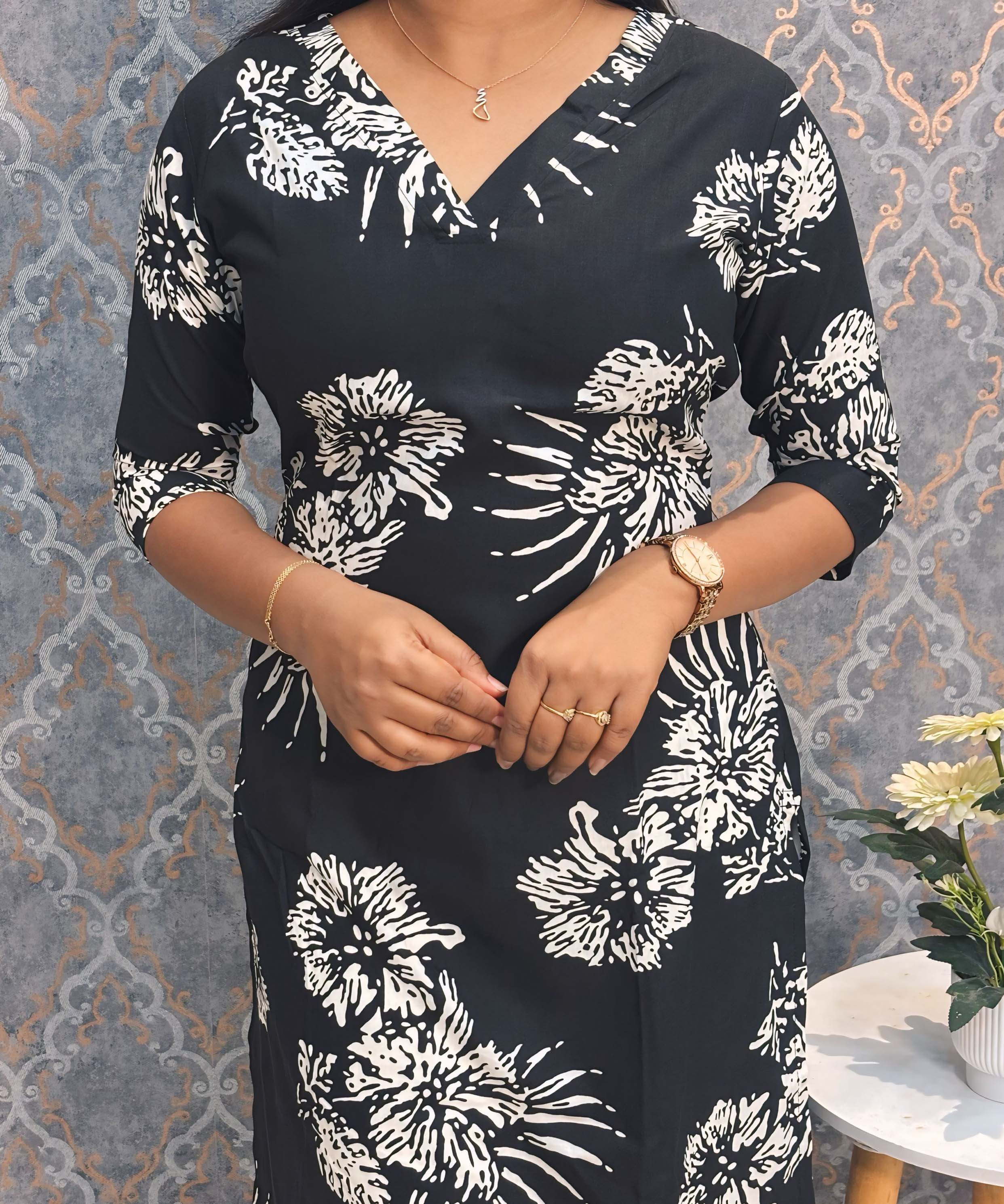 Black and White Color Floral Rayon Straight Cut V Neck Kurti with Pocket / LSS172