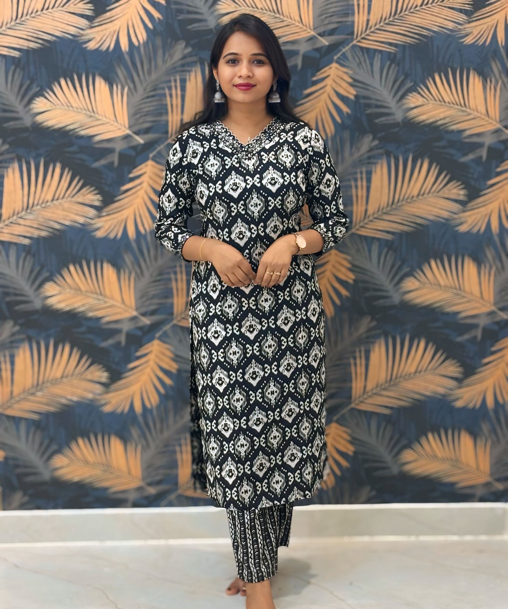 Black and White Color V Neck Premium Cotton Salwar Set / ESS296