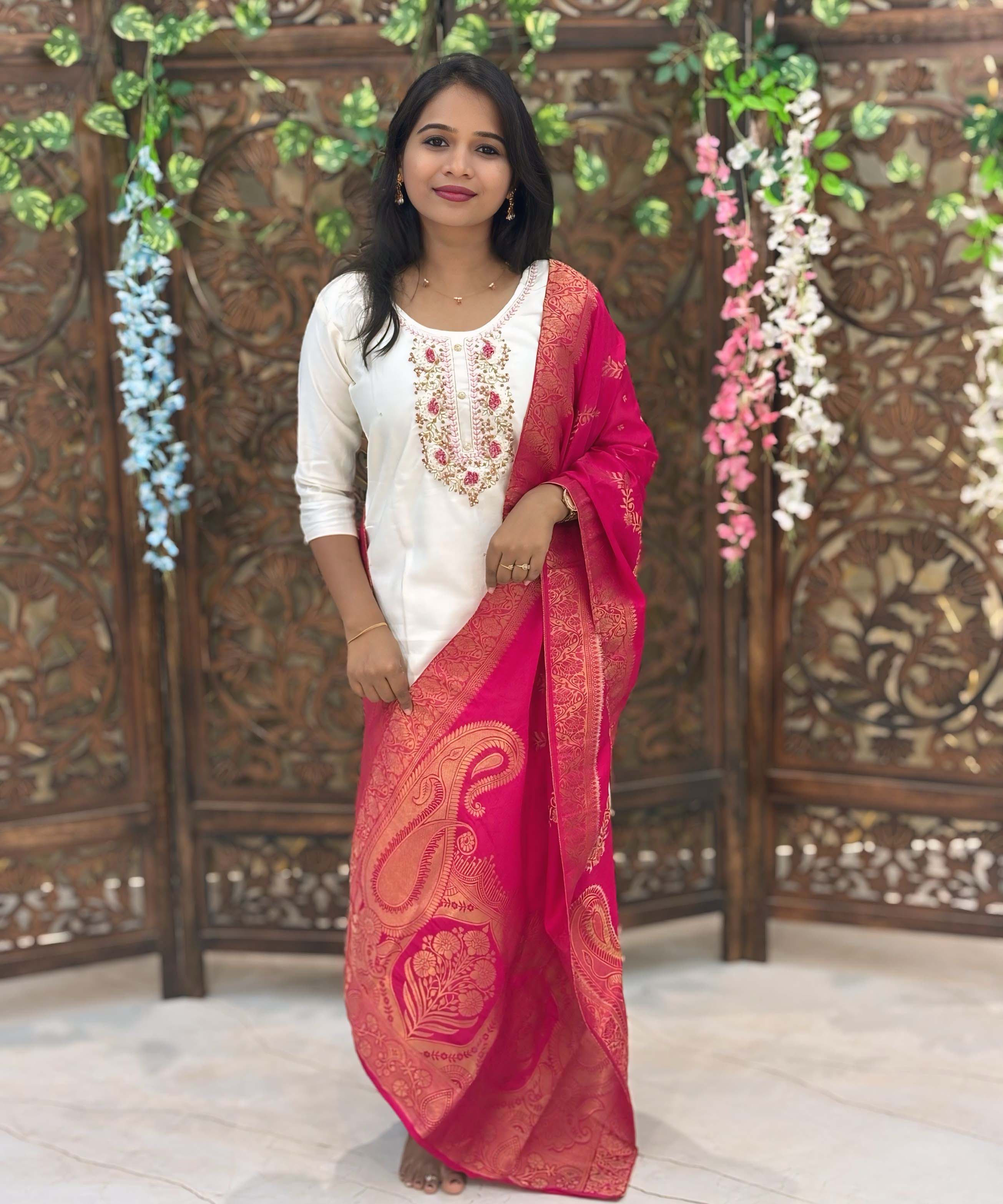 White and Dark Pink Color Premium Zardozi work 3 Piece Salwar Set / ESS234