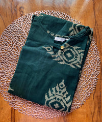 Bottle Green Color Boat Neck Flex Cotton Kurti with Pocket / LSS196