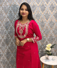 Cherry Red and Rama Green Color Premium 3 Piece Salwar Set / ESS352