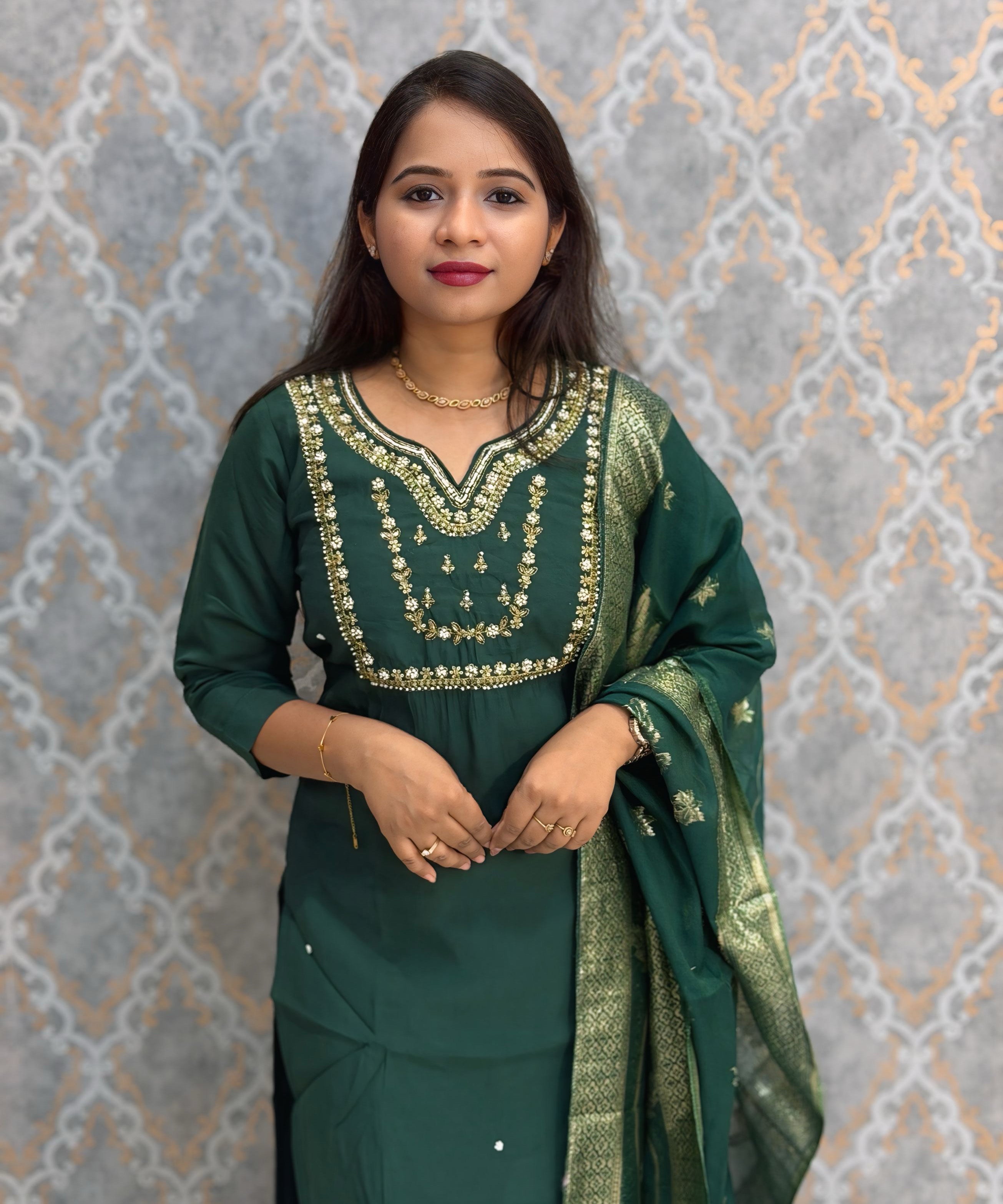 Green Color Designer Ethnic Salwar Set / ESS402