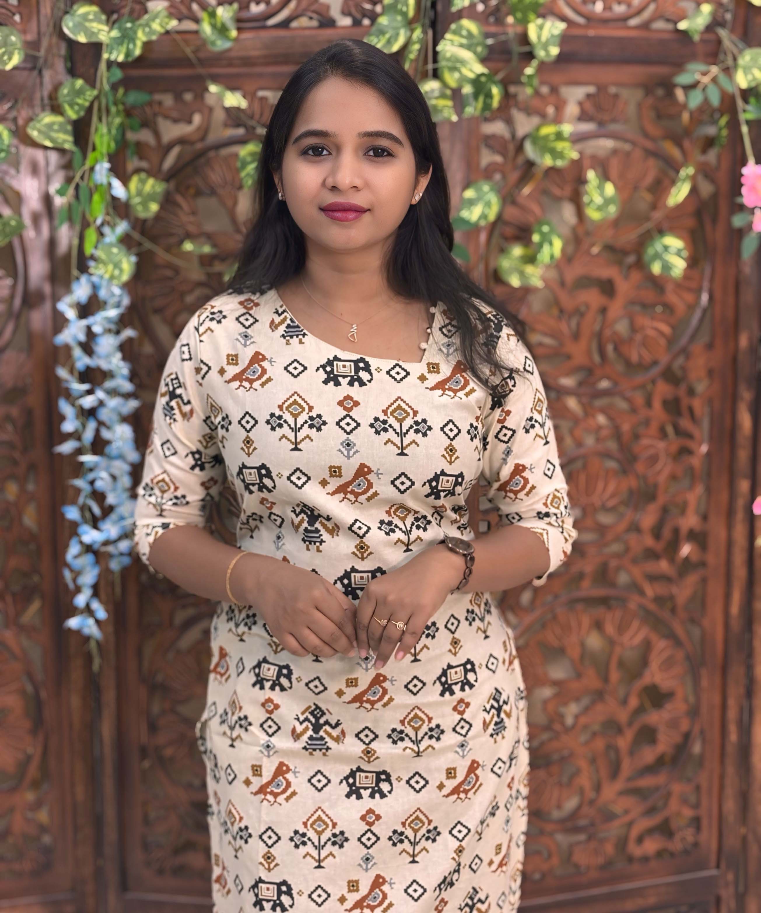 Side Cut with Potli Neck Design Tribal Ikat Printed Flex Cotton Kurti with Pocket / LSS193