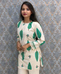 Green and Half White Color Floral Design Flex Cotton Short Top Coord Set / ESS403