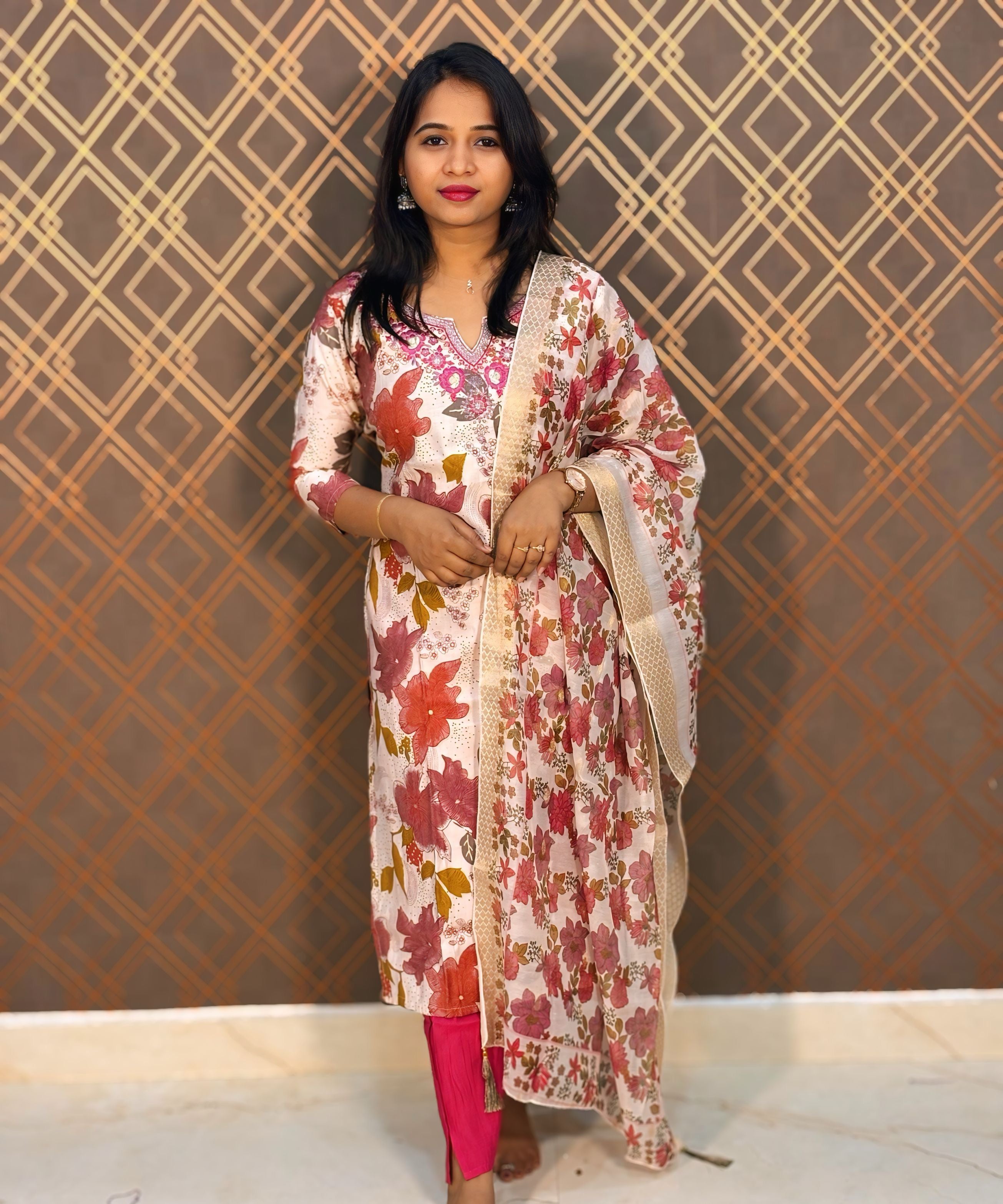 Pink Color Floral Design Premium Salwar Set with Pocket / ESS310