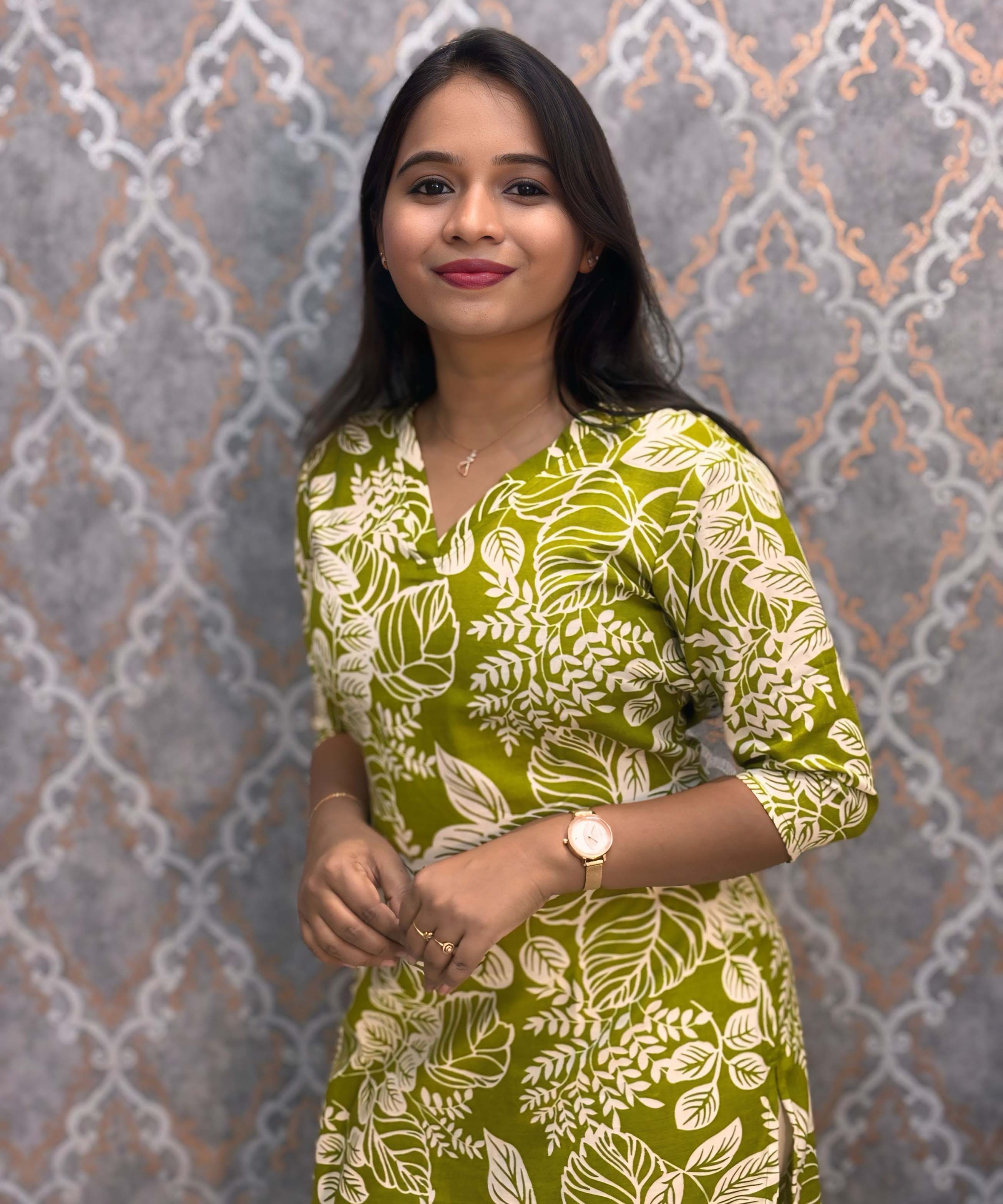 Green and White Color Floral Linen Slub Straight Cut V Neck Kurti with Pocket / LSS202