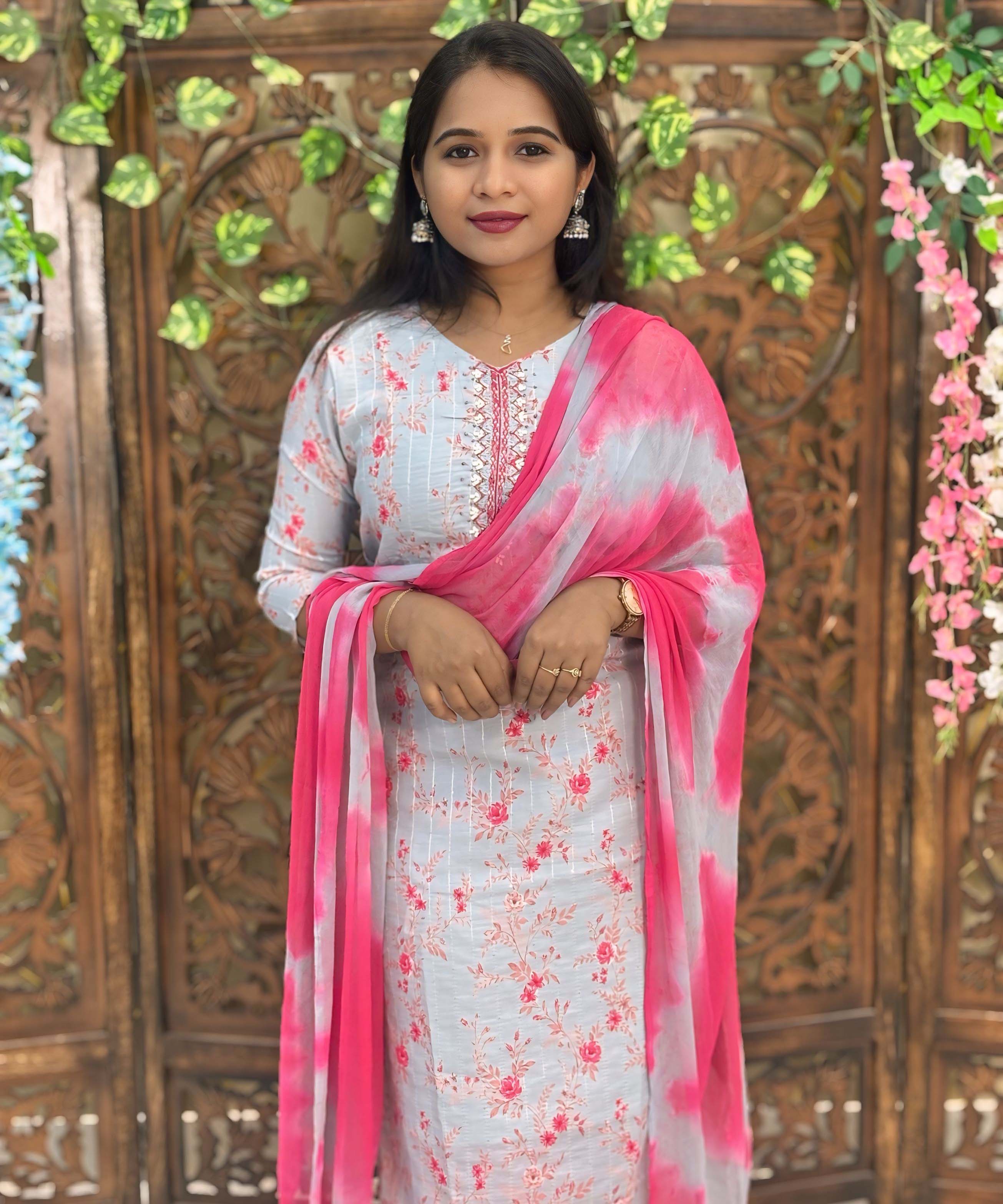 Gray and Pink Color Sequence Work 3 Piece Salwar Set / ESS342