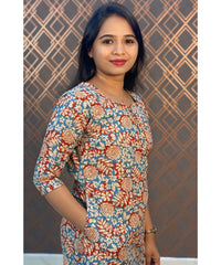 Blue and Red Floral Flex Cotton Kurti with Pocket / LSS146