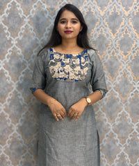 Gray Color Kanchi Cotton and Kalamkari Yoke Design Kurti with Pocket / LSS234