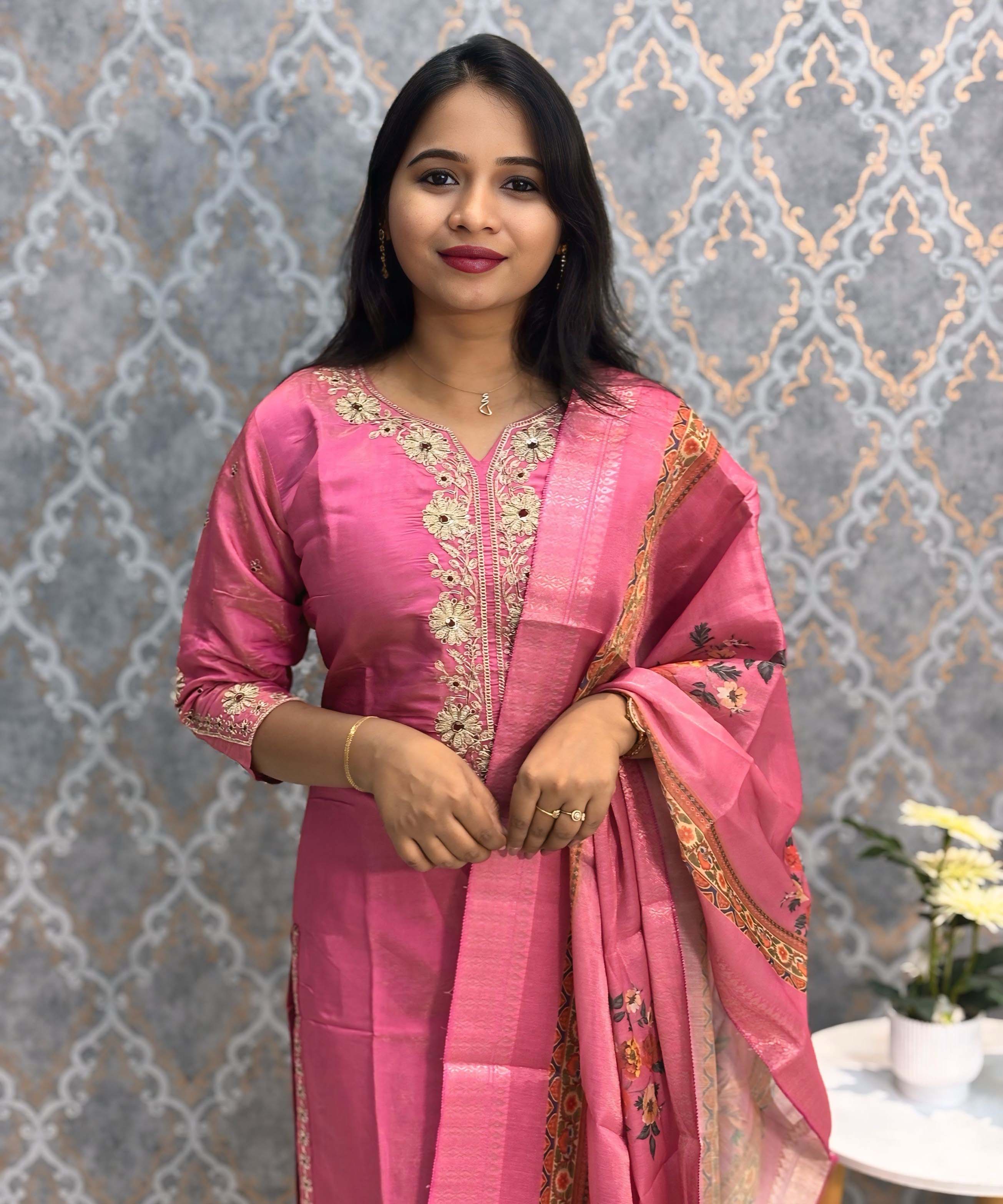 Pink Embroidered Shimmer Silk Blend Organza Dupatta 3 Piece Salwar Set / ESS351