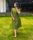 Green Color Round Neck Premium Dupion Raw Silk Kurti with Small Zari Butta & Lining / LSS186