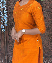 Orange Color Sweetheart Neck Premium Dupion Raw Silk Kurti with Thilagam Shape Zari Butta & Lining / LSS189