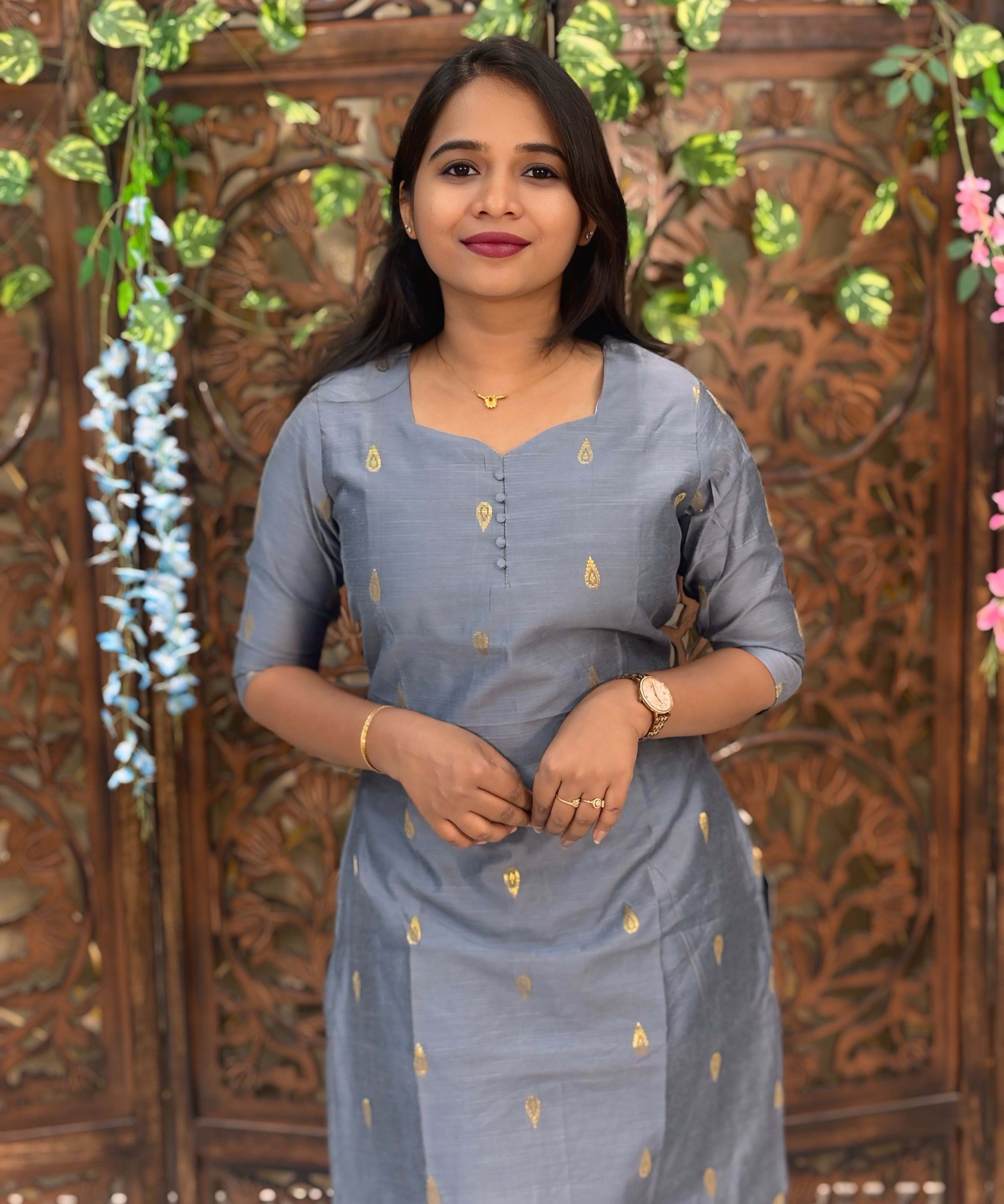 Gray Color Sweetheart Neck Premium Dupion Raw Silk Kurti with Thilagam Zari Butta & Lining Coord Set  / LSS188