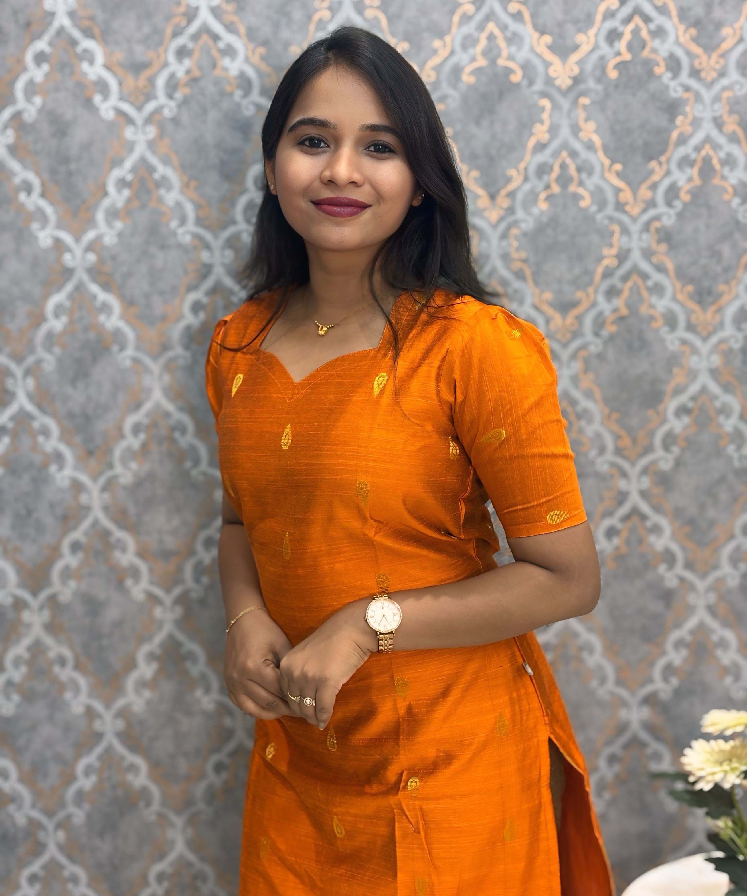 Orange Color Sweetheart Neck Premium Dupion Raw Silk Kurti with Thilagam Shape Zari Butta & Lining Coord Set / LSS187