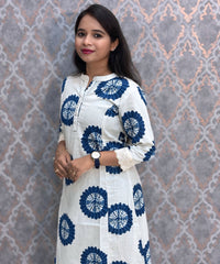 Blue and White Floral Design Premium Flex Cotton Kurtis with Pocket / ESS370