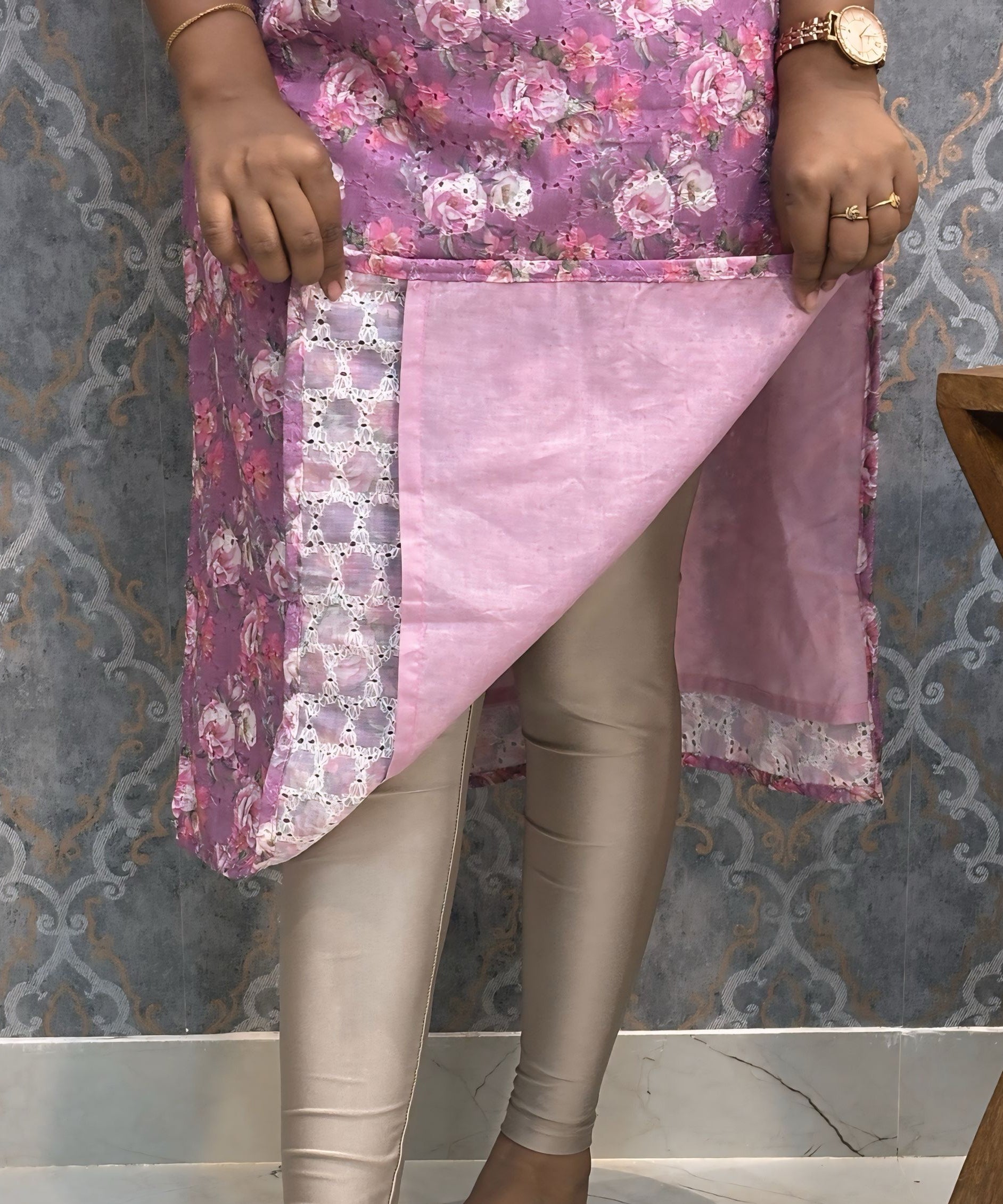 Purple Color Floral Prints Premium Hakoba Straight Cut  Kurti with Cotton Lining / LSS204