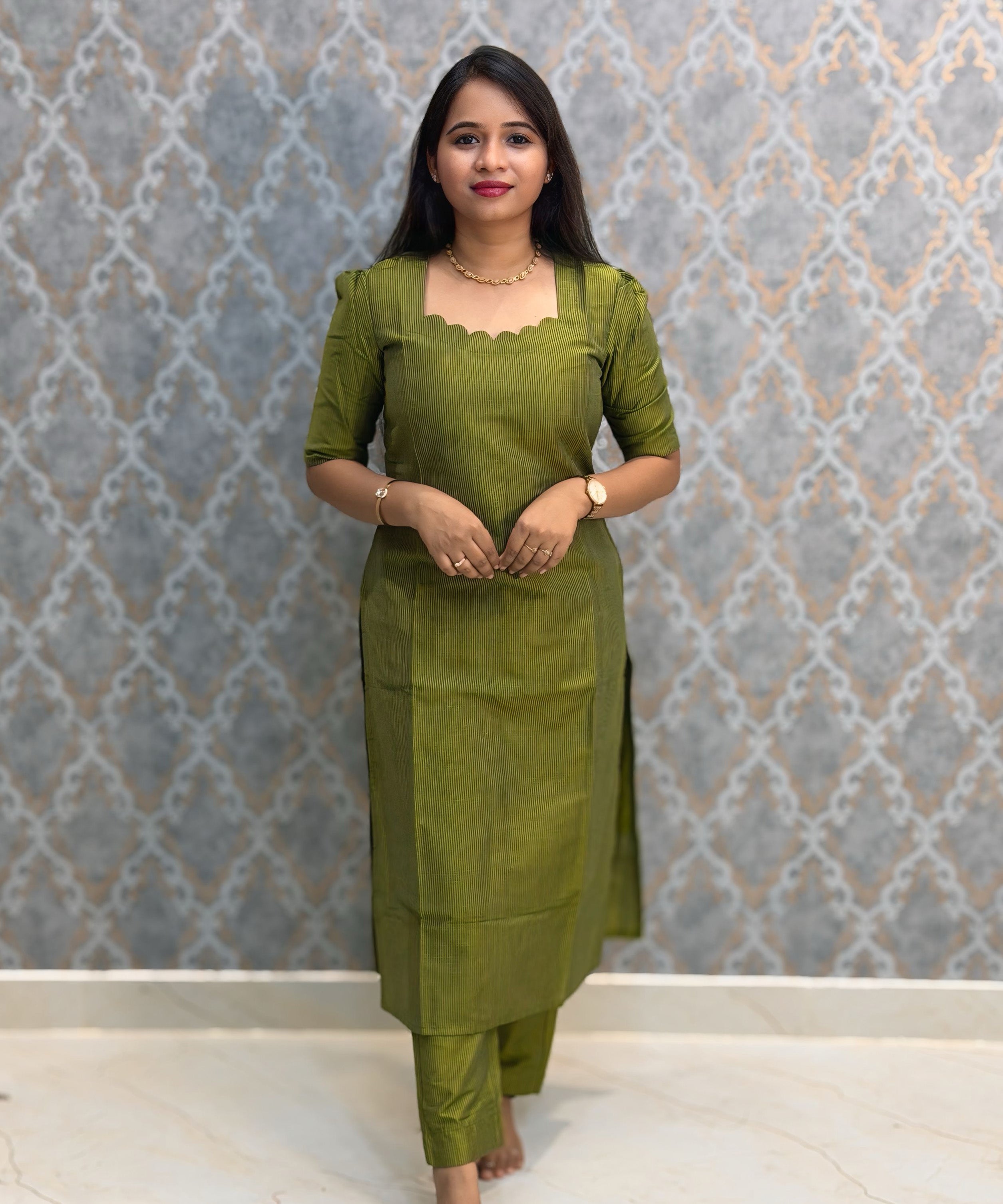 Green Color Premium Handloom Raw Silk 3 Piece Salwar Set with Lining and Pocket / HL048