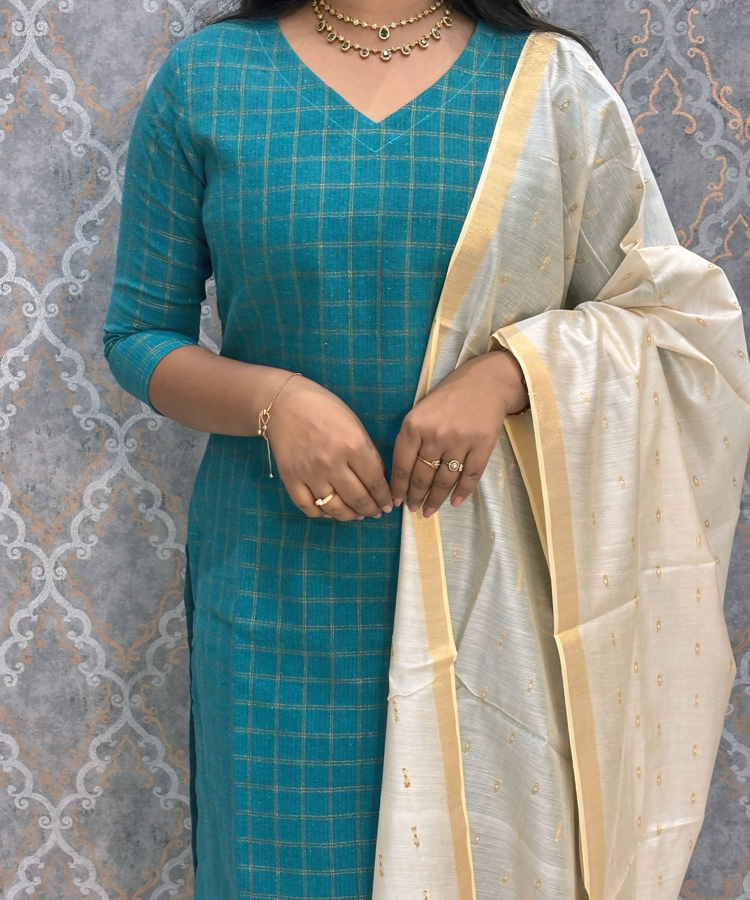 Peacock Green Color Premium Handloom Silk Cotton Kurti and Dupatta / PC006