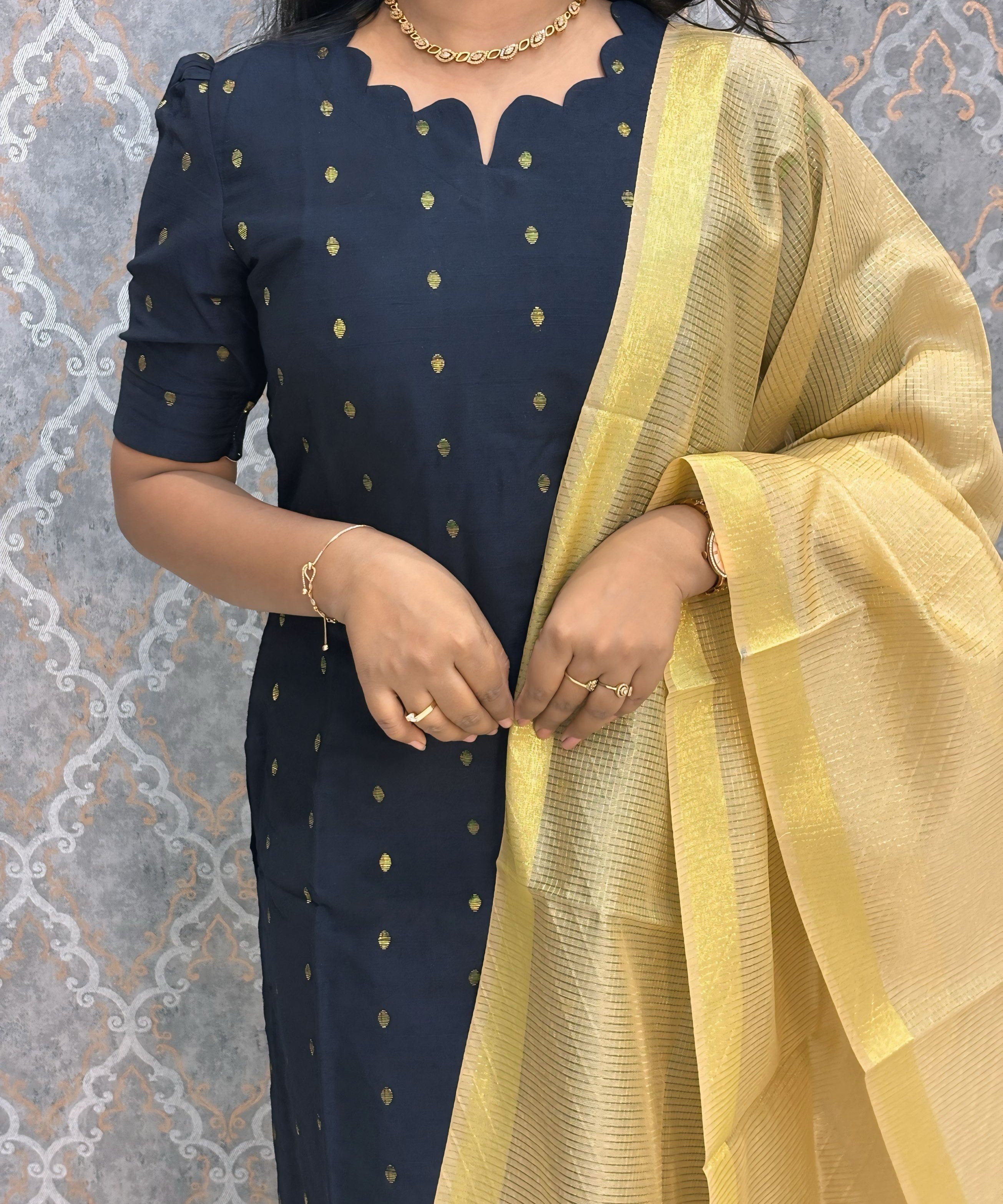 Black Color Premium Handloom Raw Silk Kurti and Dupatta / PC008