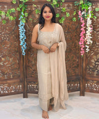 Beige Color Premium Indo-Western Sleeveless 3 Piece Salwar Set / ESS323