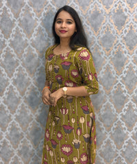 Mehandi Green Color Premium Kalamkari Cotton Kurti / LSS223