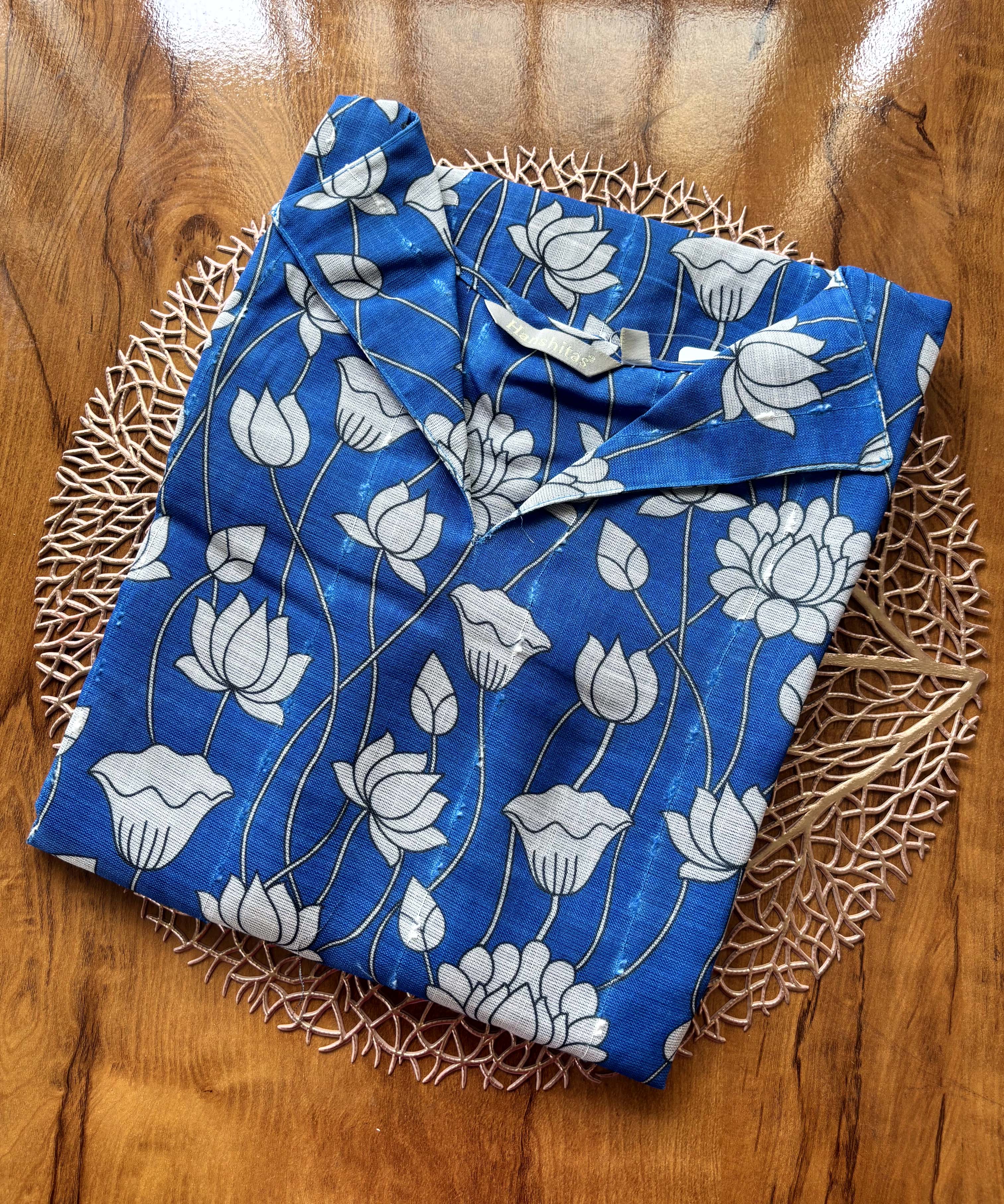 Blue and White Color Floral Design Collar V Neck Premium Linen Bubble Cotton Kurti with Lining / LSS167