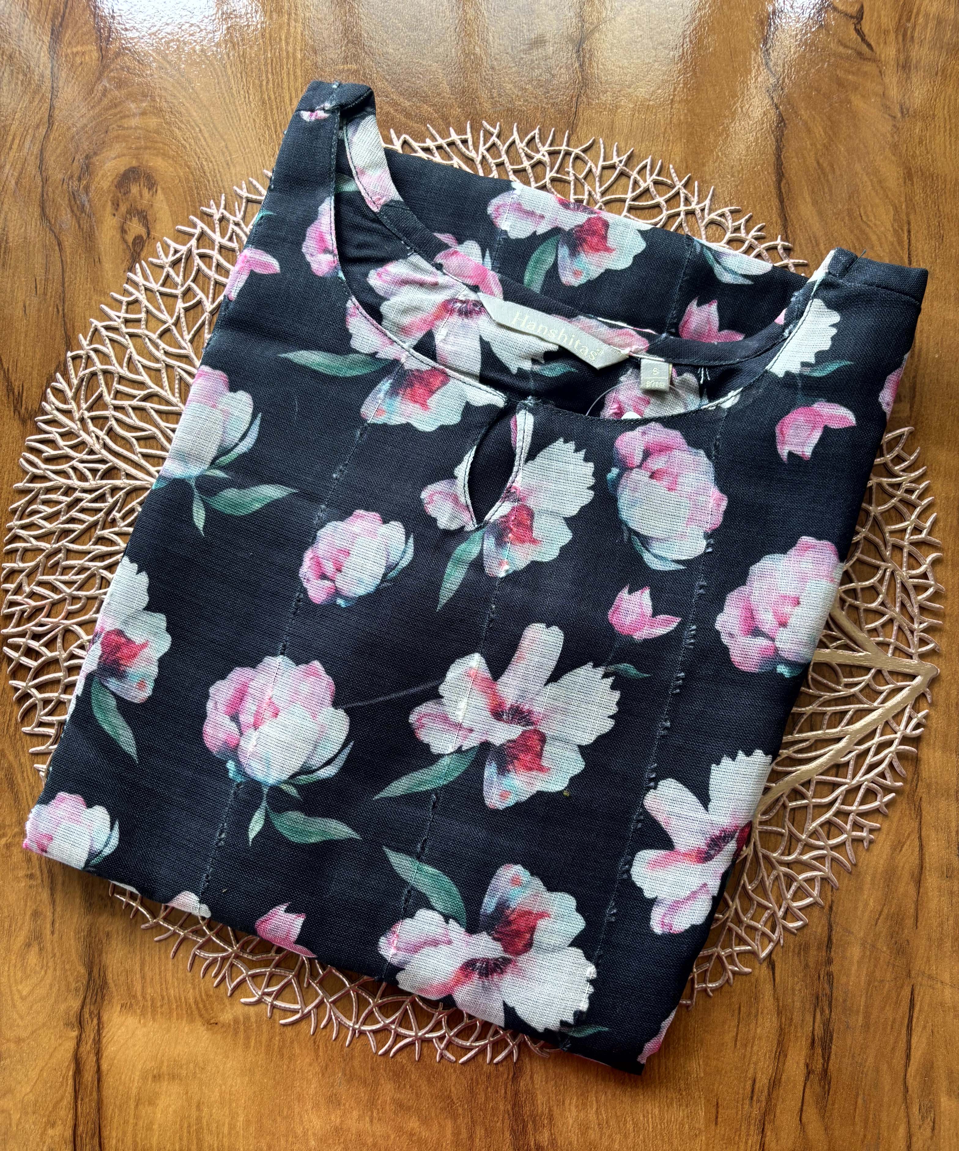 Black and Pink Color Floral Design Boat Neck Premium Linen Bubble Cotton Kurti with Lining / LSS167