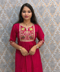 Dark Pink and Green Color Premium Mul Chanderi Silk Embroidery 3 Piece Salwar Set with Lining /  ESS399