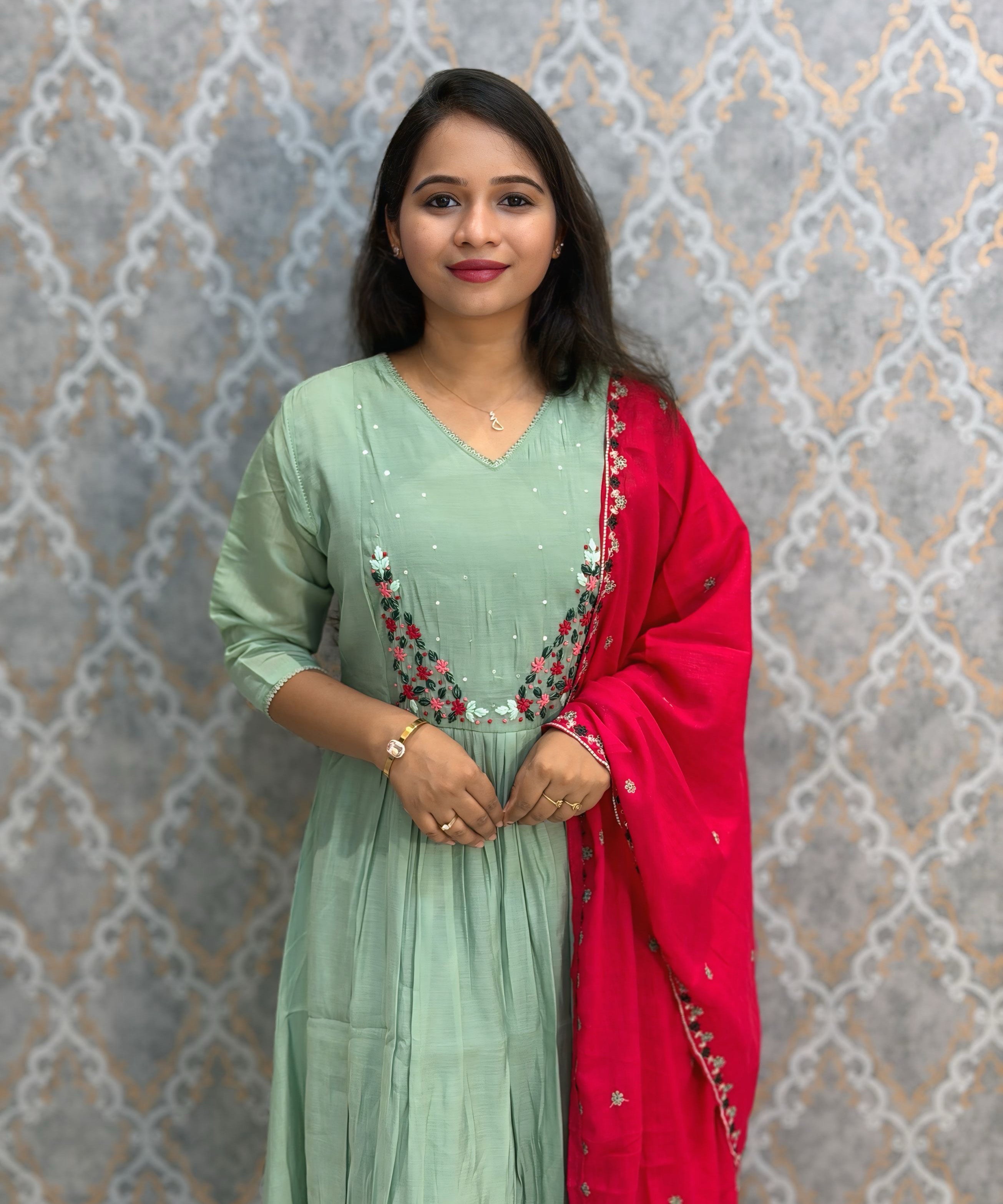 Light Green and Pink Color Premium Mul Chanderi Silk Ethnic 3 Piece Salwar Set with Lining /  ESS397