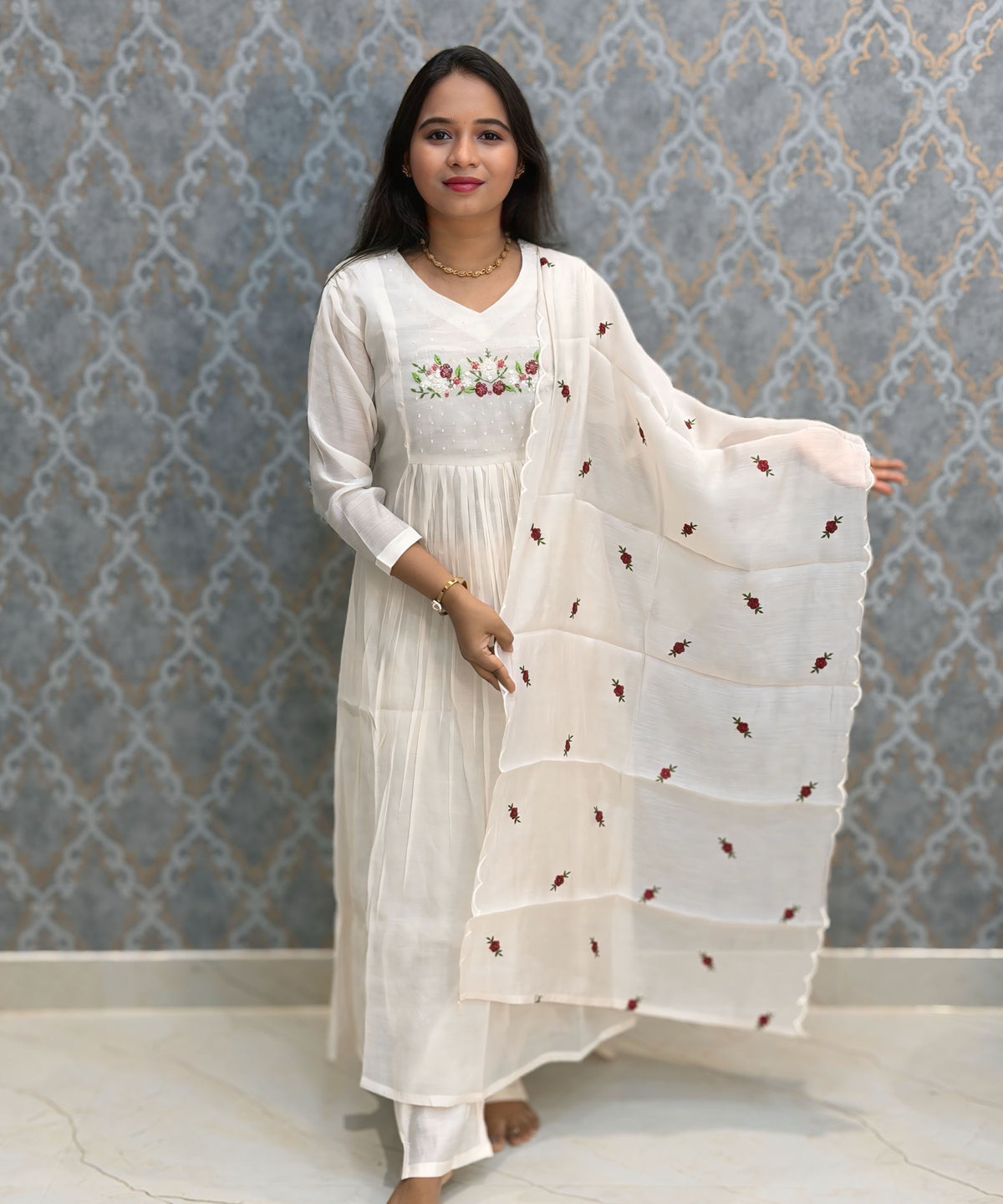 White Color Premium Mul Chanderi Silk Ethnic 3 Piece Salwar Set with Lining /  ESS425