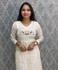 White Color Premium Mul Chanderi Silk Ethnic 3 Piece Salwar Set with Lining /  ESS425