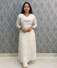 White Color Premium Mul Chanderi Silk Ethnic 3 Piece Salwar Set with Lining /  ESS425