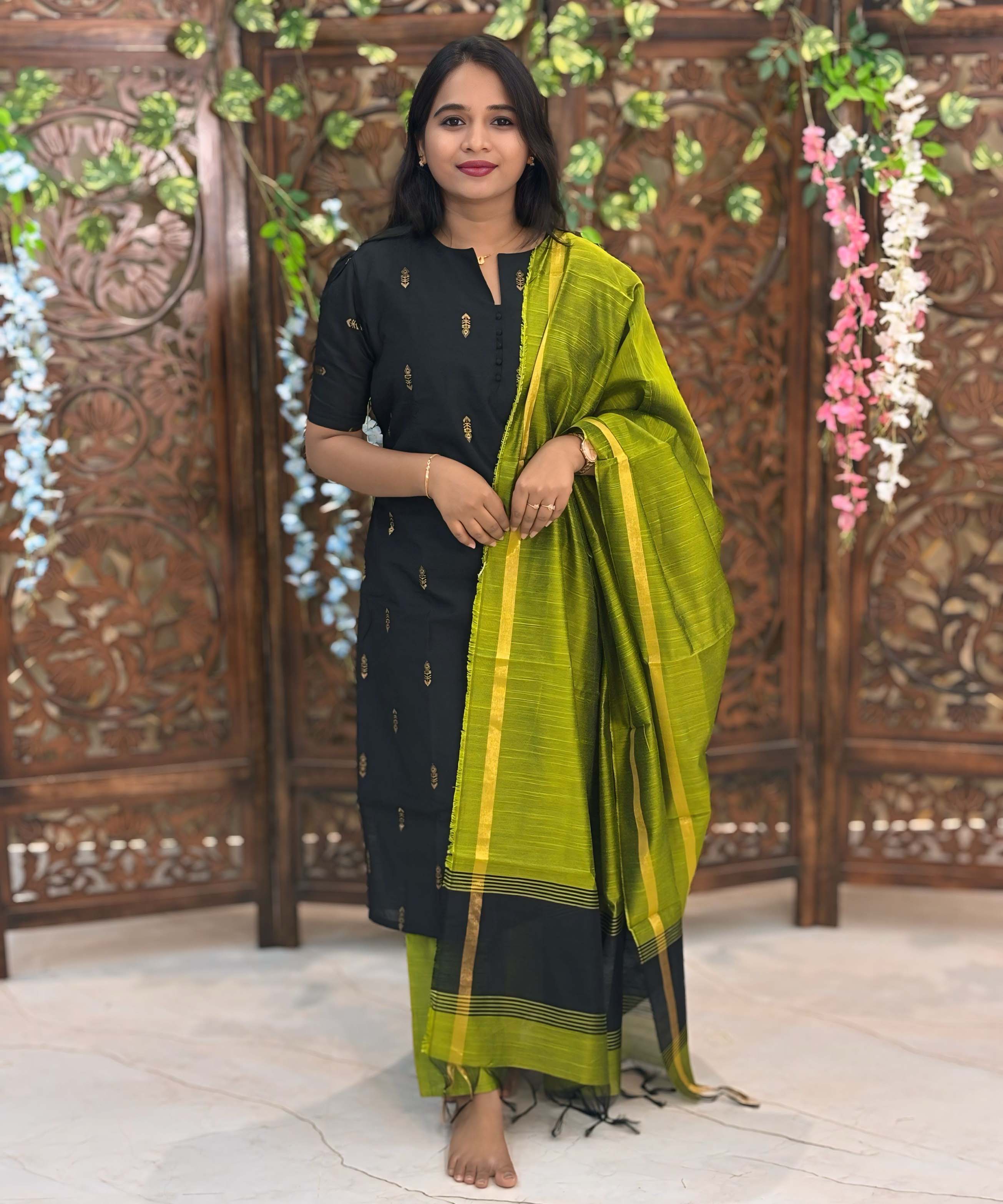 Black and Green Color Round Neck Premium Raw Silk 3 Piece Salwar Set with Lining / LSS194