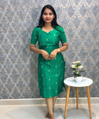 Green Color Sweeheart Neck Premium Dupion Raw Silk Kurti with  Beige Zari Butta & Lining / LSS186