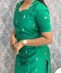 Green Color Sweeheart Neck Premium Dupion Raw Silk Kurti with  Beige Zari Butta & Lining / LSS186