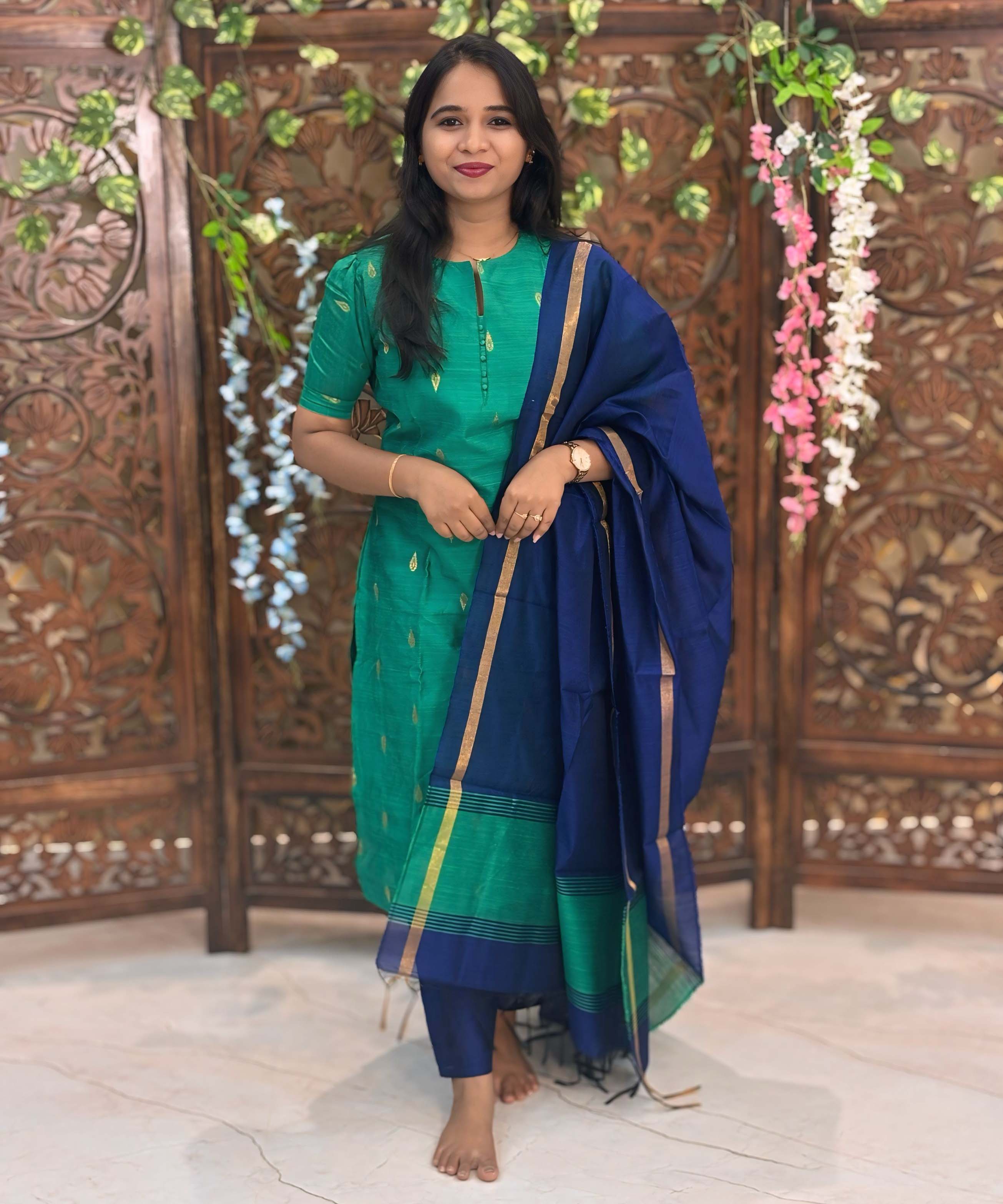 Green and Navy Blue Color Round Neck Premium Raw Silk 3 Piece Salwar Set with Thilagam Zari Butta & Lining / LSS194