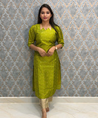 Parrot Green Color Raw Silk 3 Piece Salwar Set with Lining and Pocket / ESS410