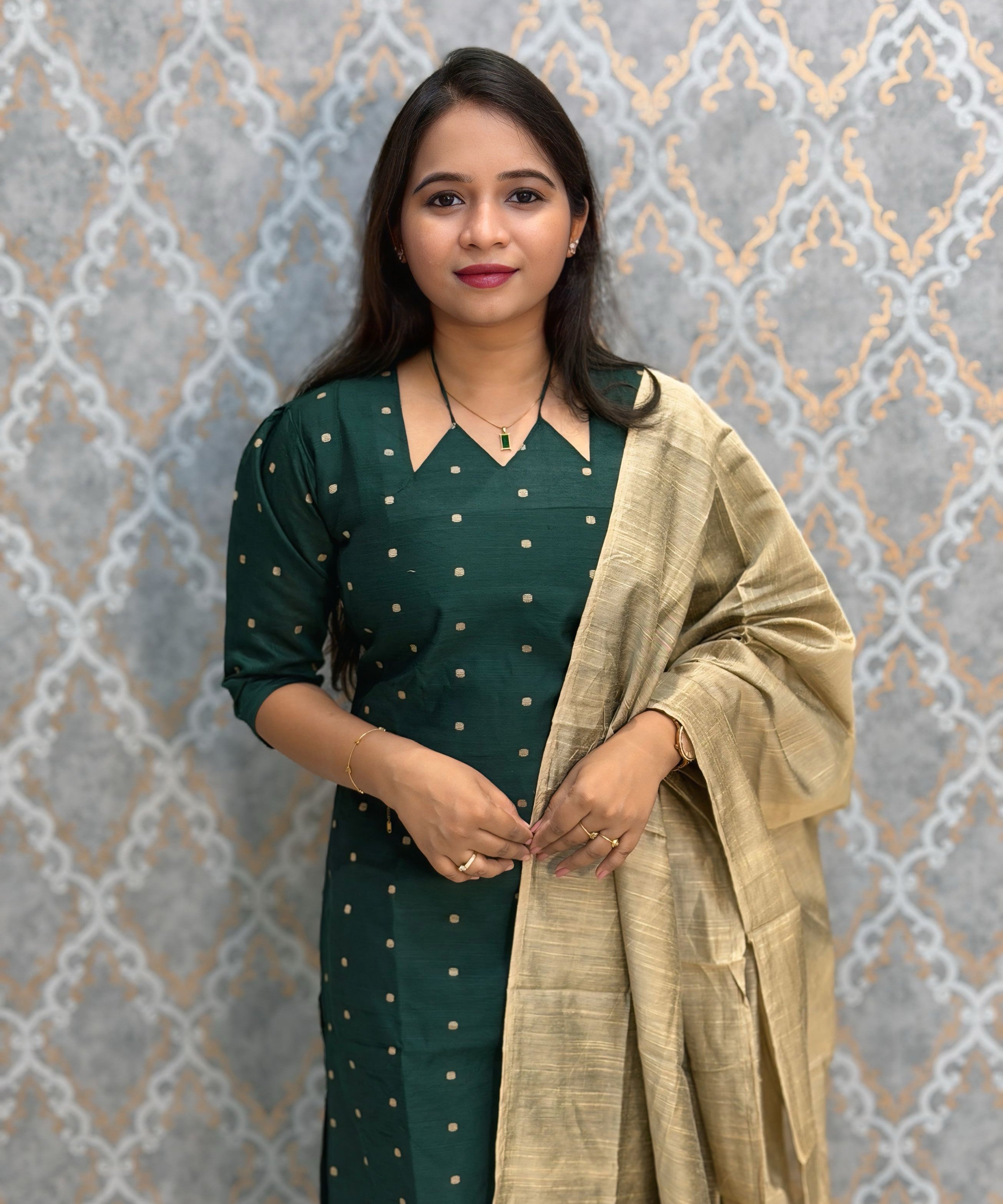 Dark Green Color Raw Silk 3 Piece Salwar Set with Lining and Pocket / ESS410