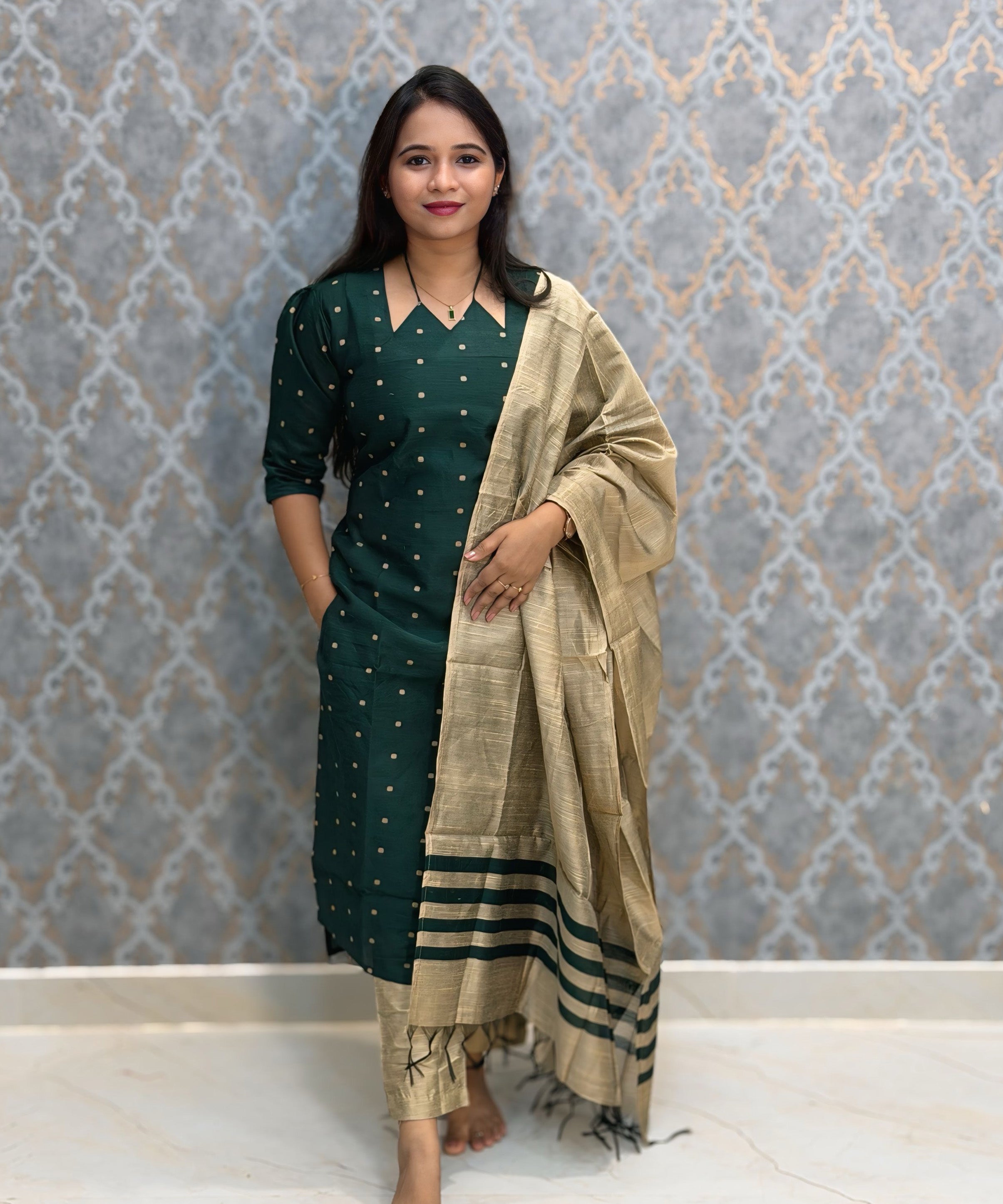 Dark Green Color Raw Silk 3 Piece Salwar Set with Lining and Pocket / ESS410