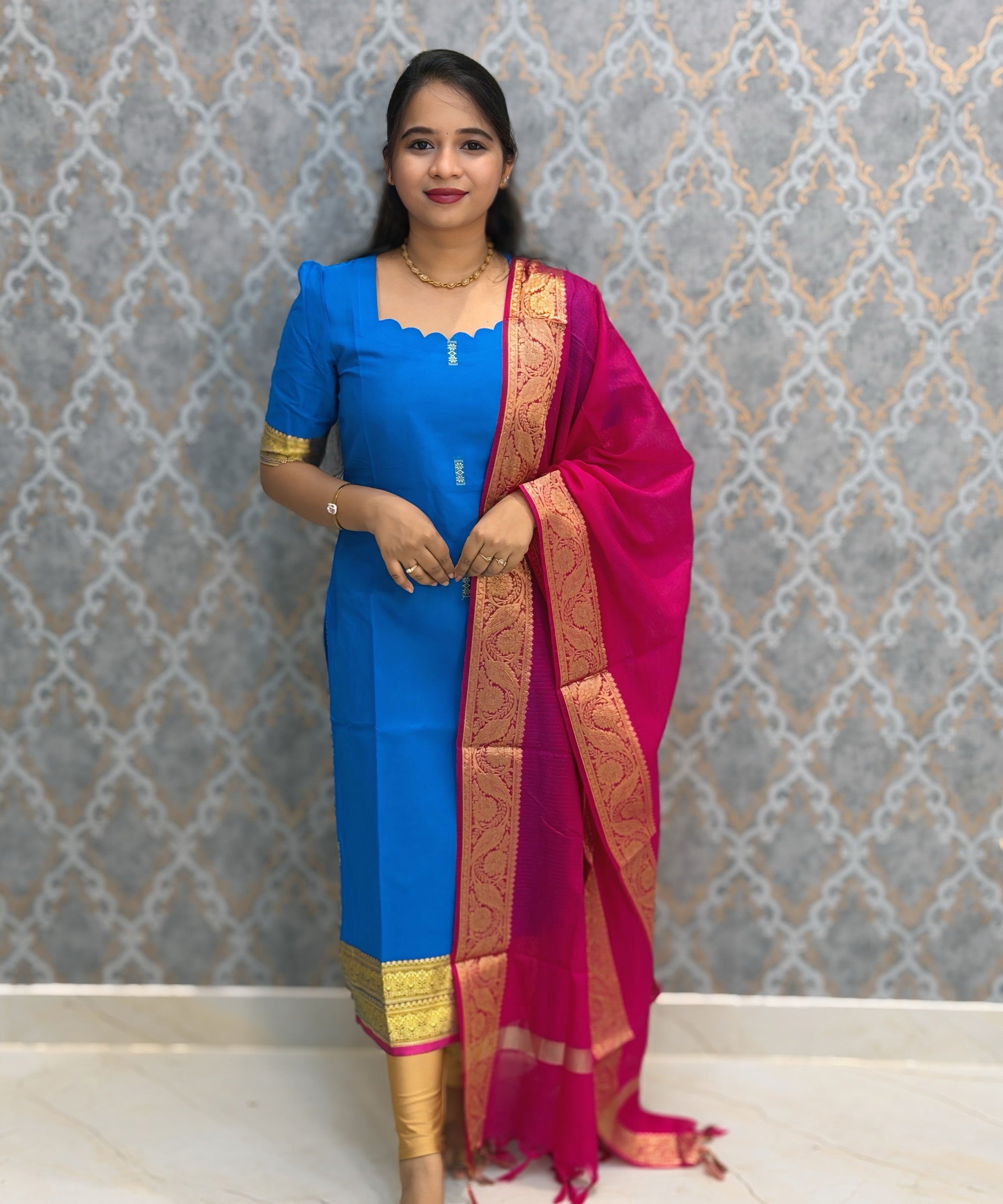 Rich Royal Blue and Pink Premium Handwoven Kodambakkam Ragam Kurti and Dupatta / HL037