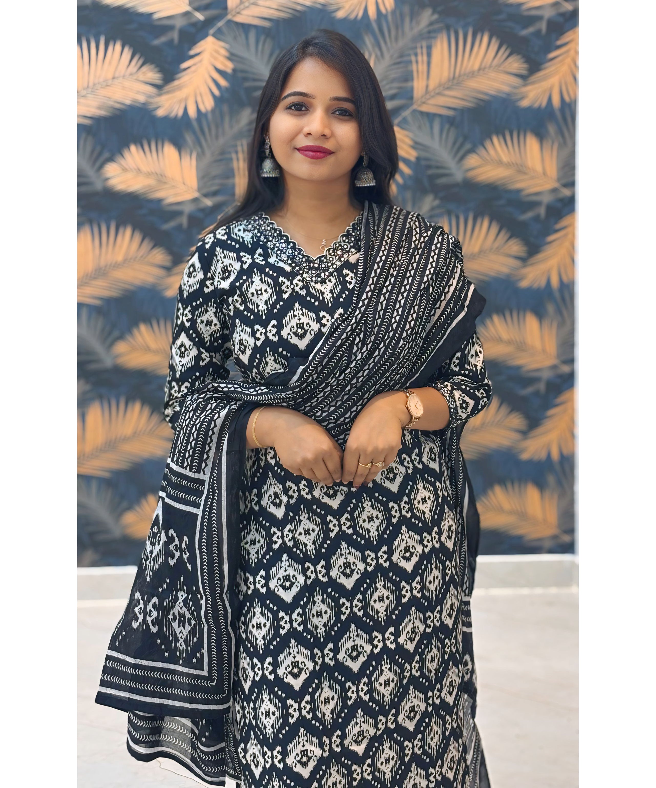 Black and White Color V Neck Premium Cotton Salwar Set / ESS296